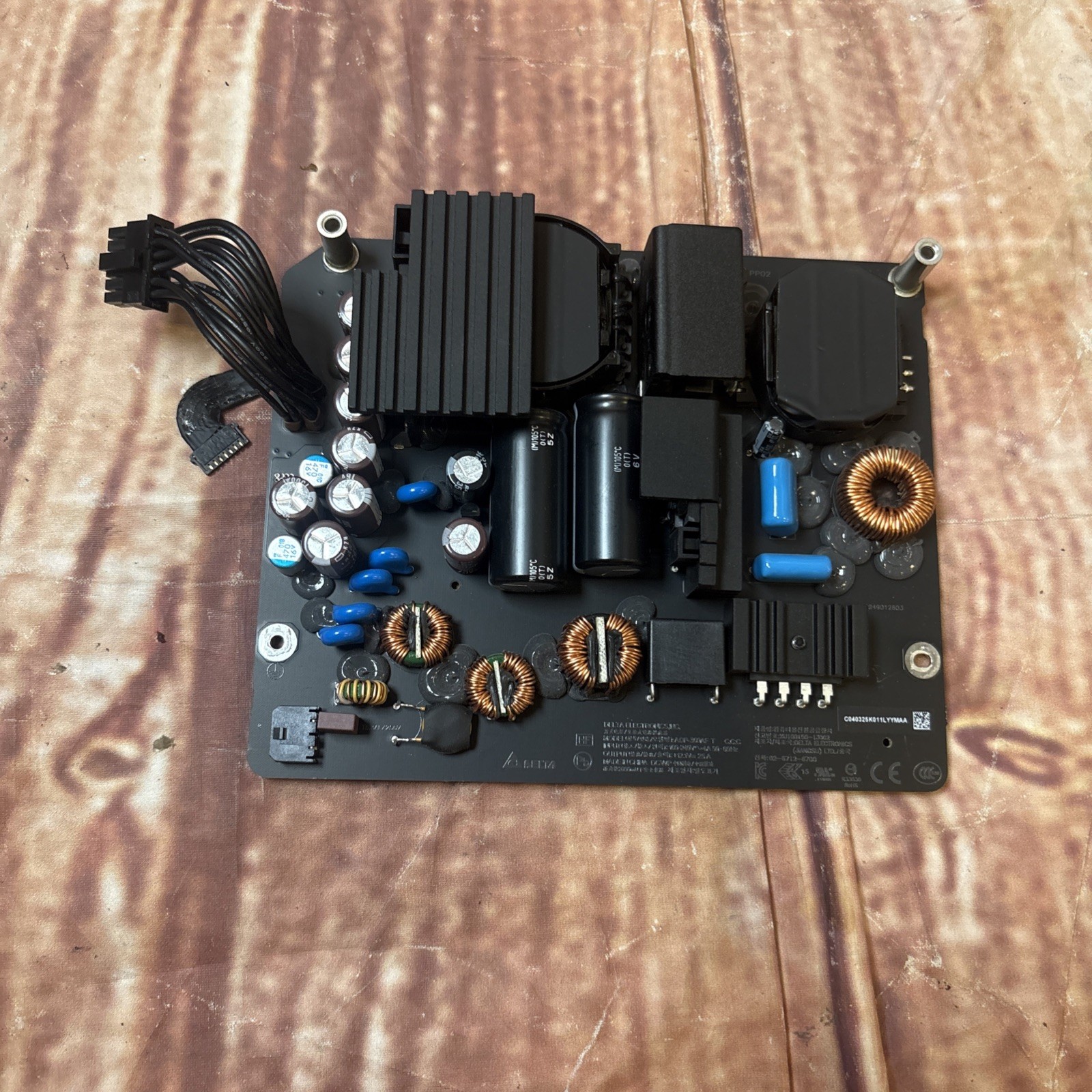 Original Apple iMac 27″ (’12-’17) A1419 Power Supply Unit ADP-300AF T, 661-03524