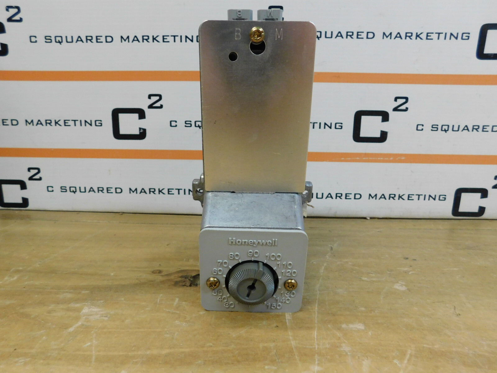 Honeywell LP920A 1005 Pneumatic averaging temp controller NEW CSQ