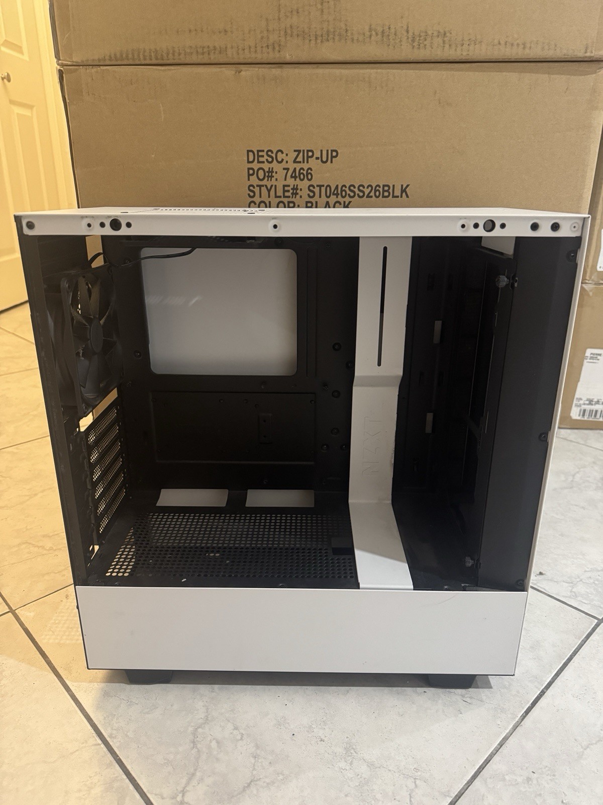 NZXT H500 – Compact ATX Mid-Tower PC Gaming Case – Tempered Glass Panel – White