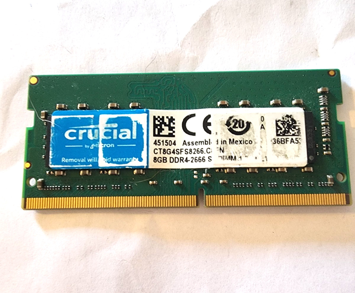 Micron 8GB PC4-2666V-SA2-11 DDR4 SODIMM Laptop RAM MTA8ATF1G64HZ-2G6E1