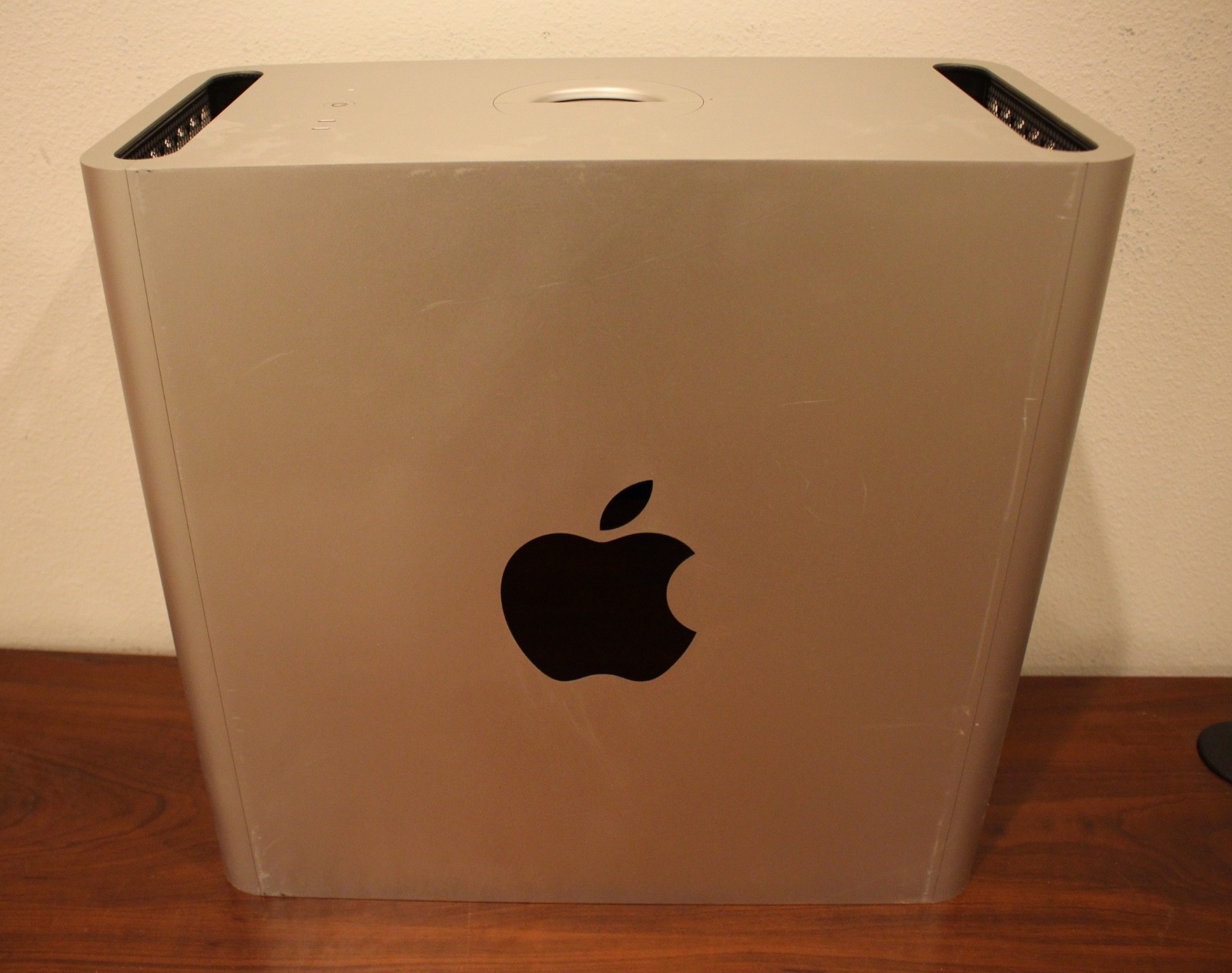 Apple Mac Pro 2019 A1991 Outer Shell Case