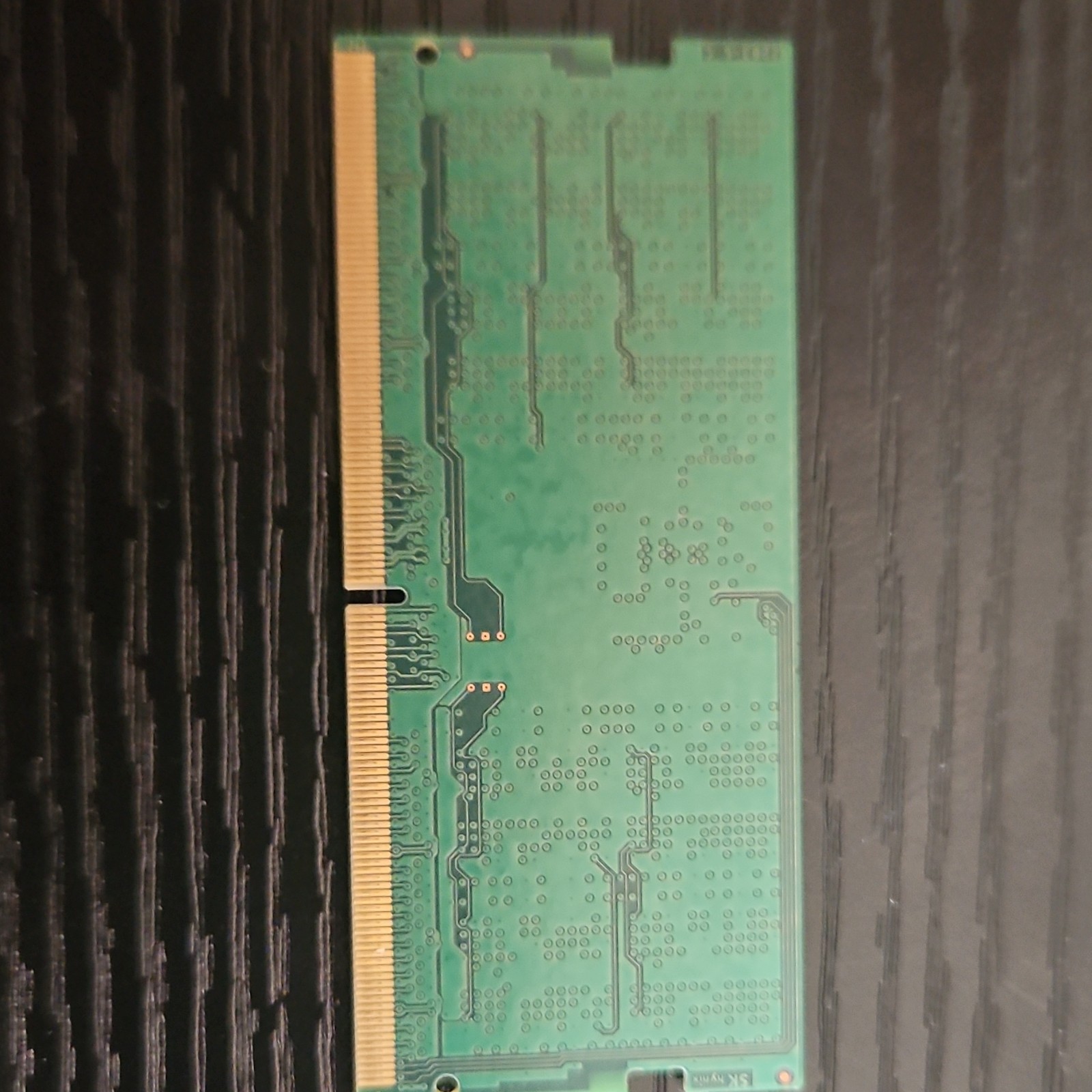 SK hynix DDR5 SO-DIMM 16GB 1 Module PC5-4800 262-Pin SDRAM HMCG78MEBSA092N