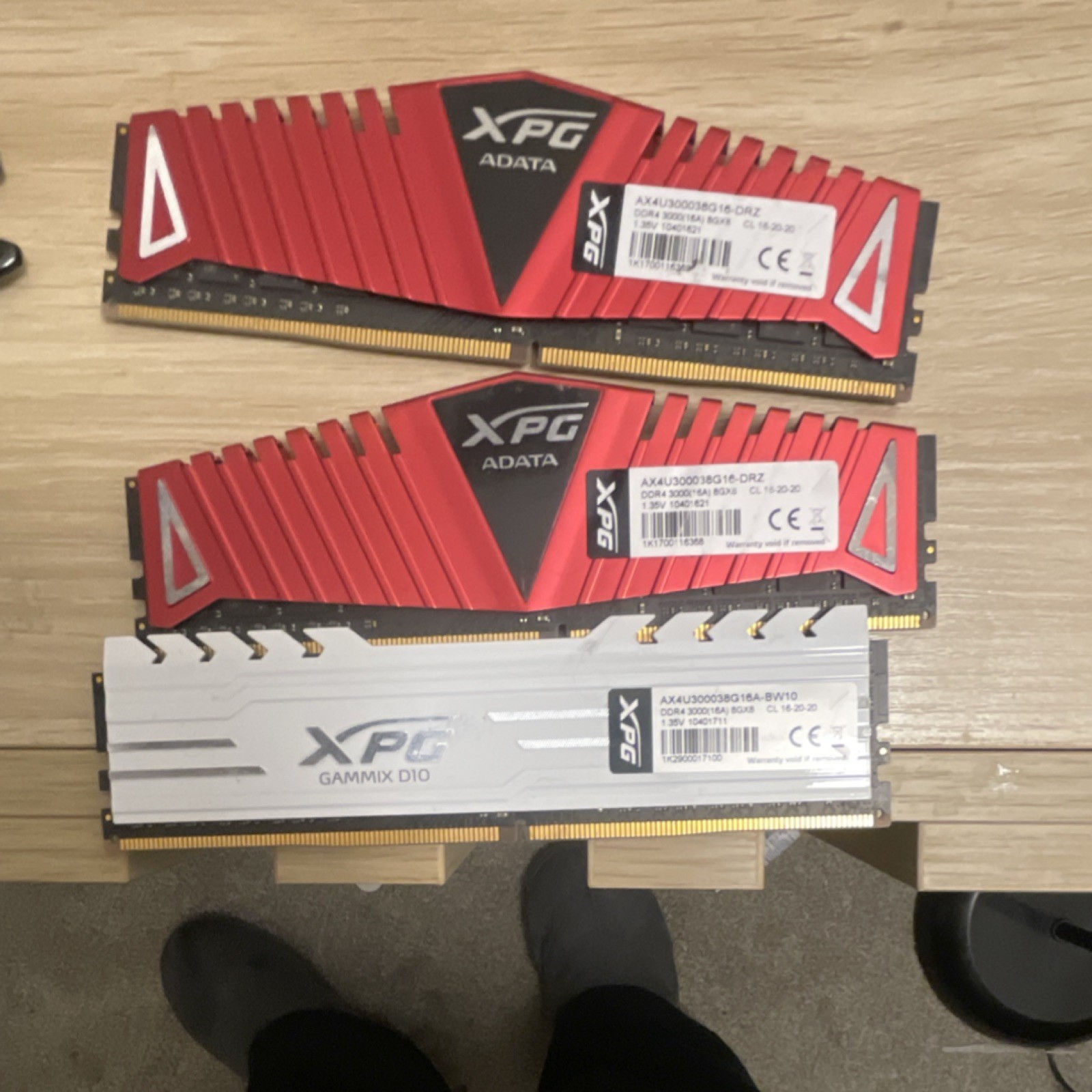 ADATA XPG GAMMIX D10 DDR4-3000 24GB (3x8GB) DIMM RAM Modules