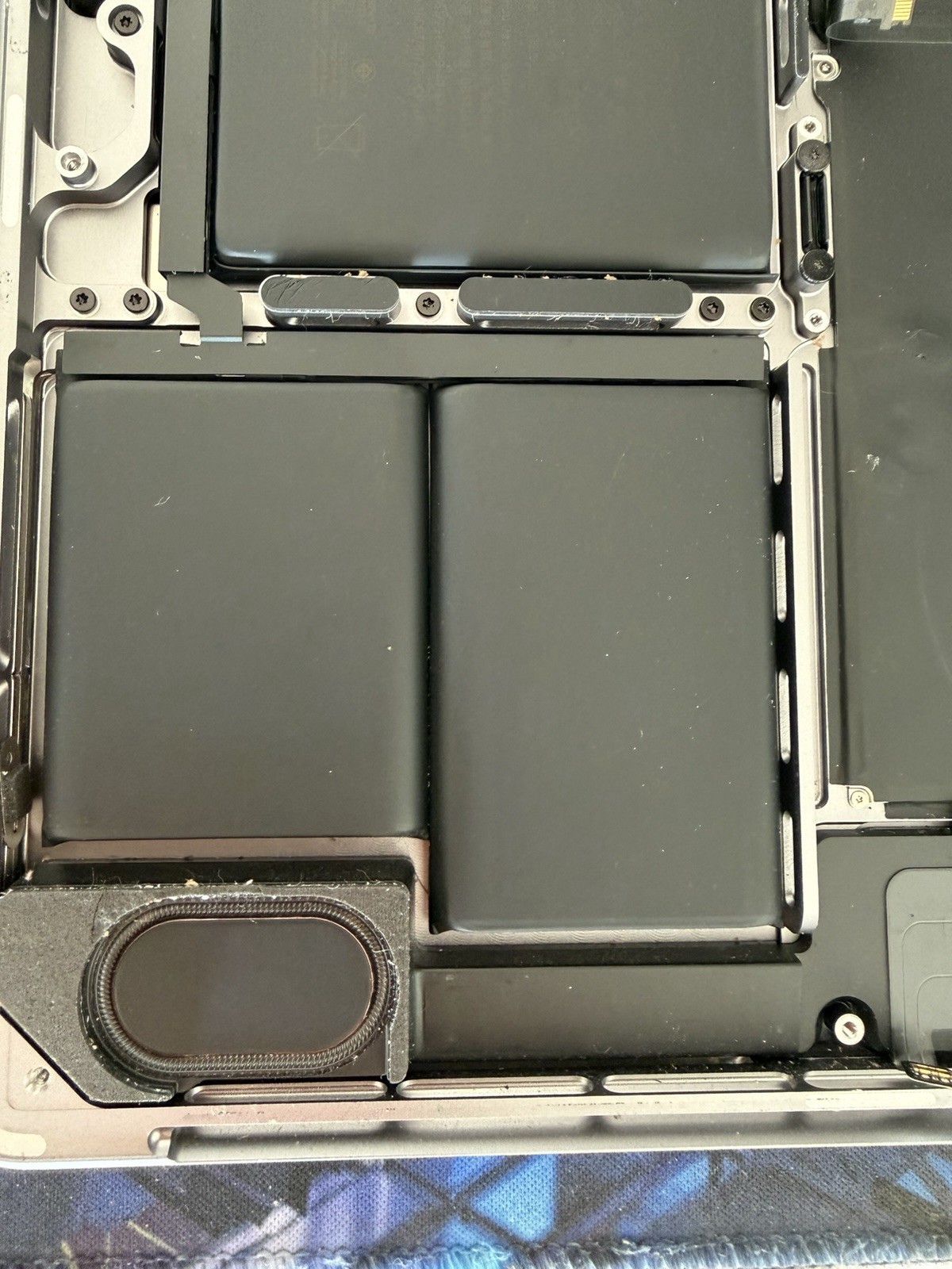 2021 16” MacBook Pro Shell, Battery, ALL PORTS, Speakers, Connectors A+ No WiFi