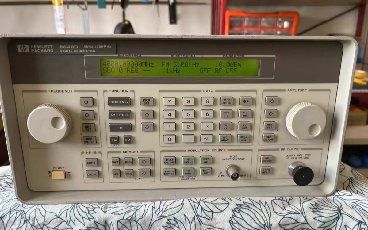 1PC USED 100% Test HP 8648D 4000MHz/9GHz 1E5 (DHL/FEDEX/UPS)