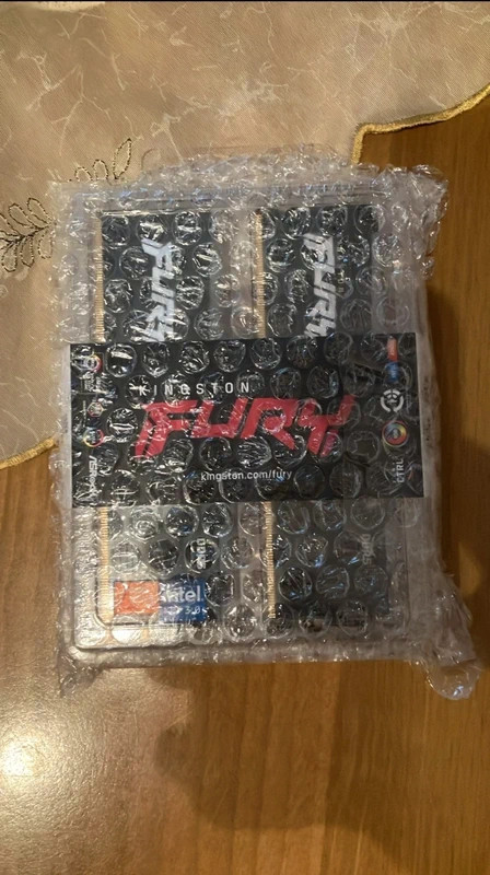 Kingston Fury Beast 16gb 6000mhz cl36 2x8gb RGB new and sealed