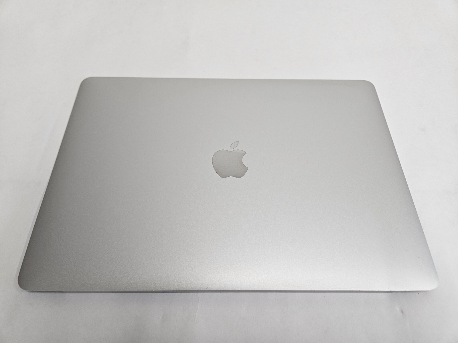 MacBook Pro16.2 13″ A2251 EMC 3348.2020 LCD Screen Assembly Silver 661-15733