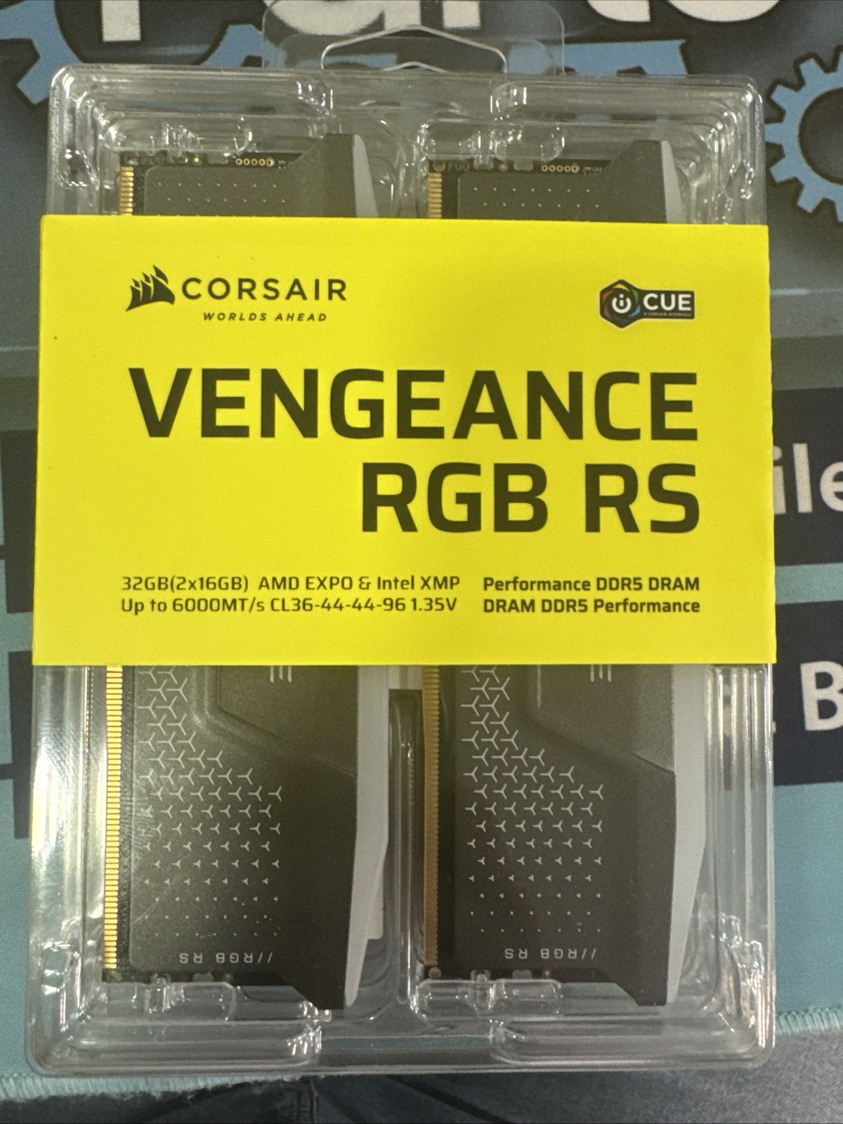 Corsair VENGEANCE 32GB (2 x 16GB) PC5-49600 (DDR5-6200) Memory – BRAND NEW