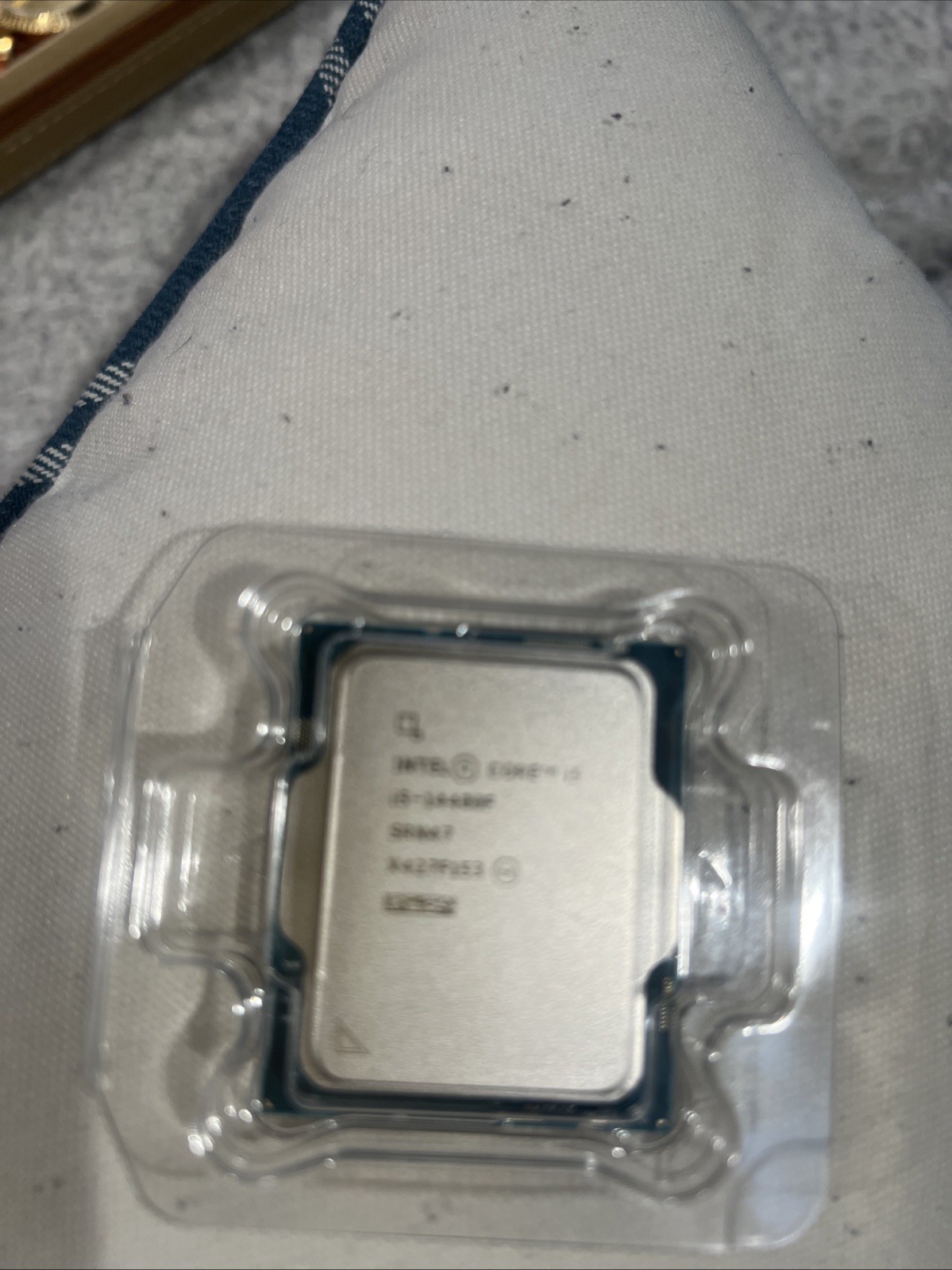 Intel Core 15-14400F Processor (4.4 GHz, 6 Cores, LGA 1700, H0 Stepping) Tray…