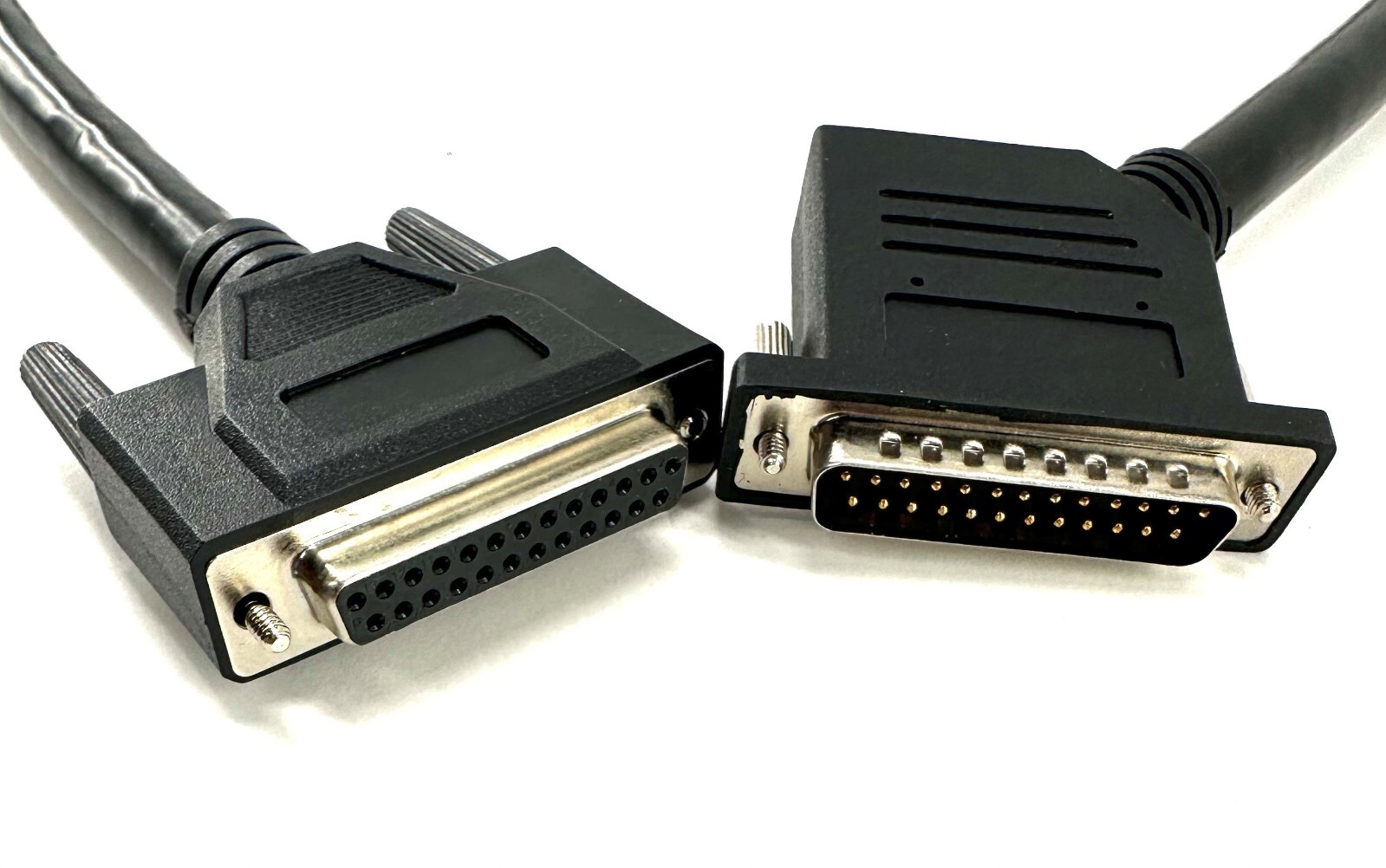 E119932 Longwell 33” BLACK CABLE DB25-PIN FEMALE MOLDED TO DB25-PIN MALE NEW!~