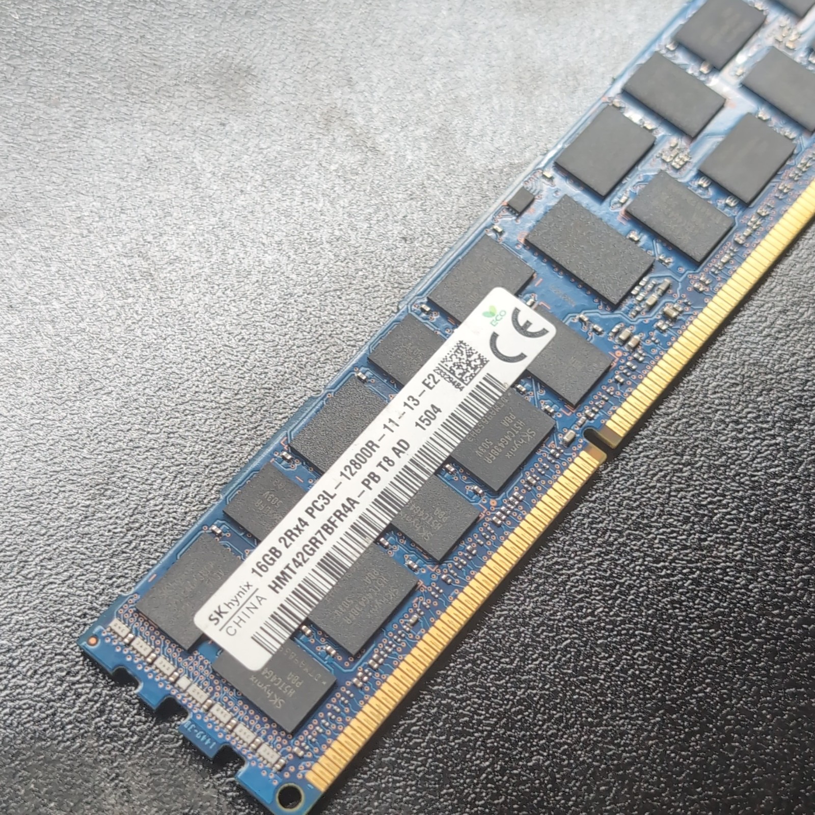 SK hynix 16GB (1x16GB) DDR3 PC3L-12800R 240-Pin RDIMM ECC HMT42GR7BFR4A