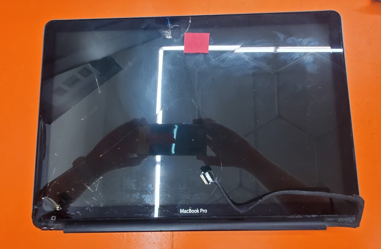 ⭐️⭐️⭐️⭐️⭐️ **DEFECTIVE** Laptop LCD Screen Assembly Apple MacBook Pro A1286 15″