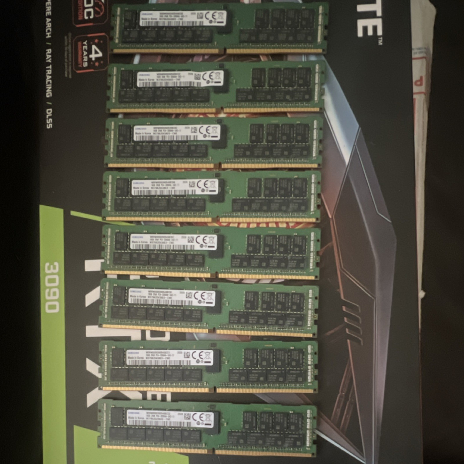 Samsung DDR4 SDRAM DIMM 128GB (8x16GB) PC4-3200AA 288-Pin M378A2G43AB3-CWE