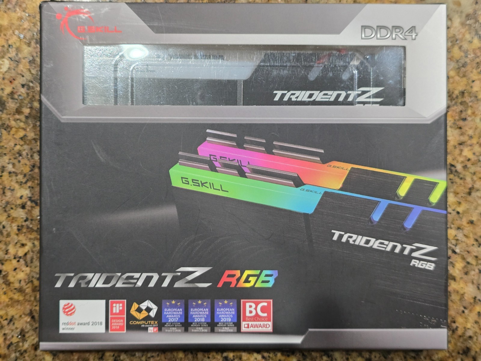 ✔ G.SKILL Trident Z RGB 32GB (2x16GB) 4000 MHz (16-16-16-36) *B-Die DDR4 (INTEL)