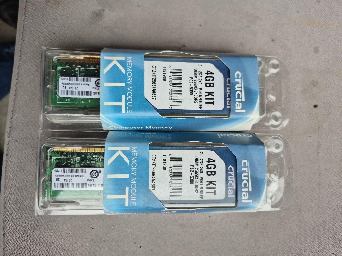 X2 Crucial 4GB Kit (2 X 2GB) 240 Pin Unbuff Dimm 256mx64ddr2 Pcr2 5300