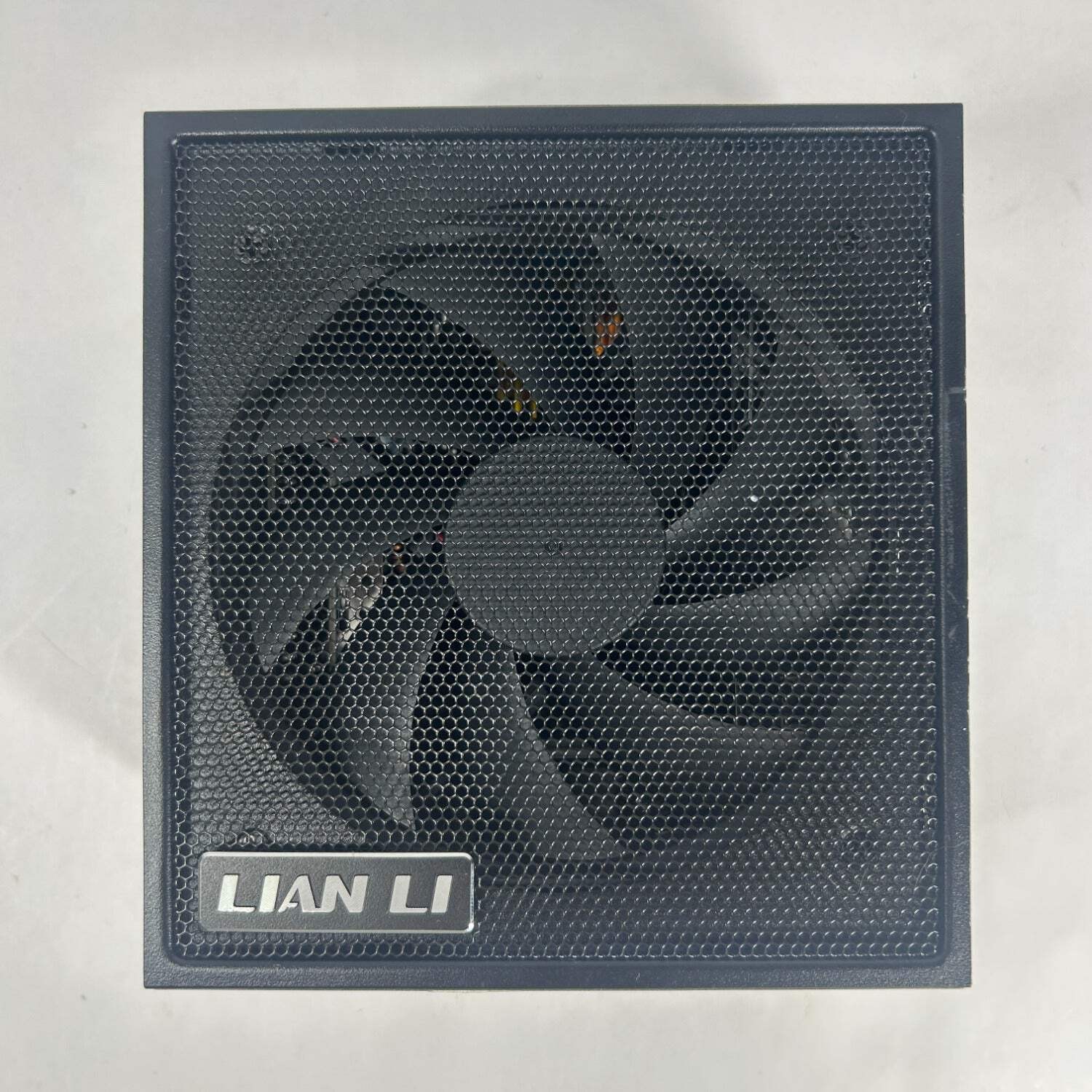 Lian Li SX1200P SX1200P 80 Plus Platinum 1200W Fully Modular Power Supply