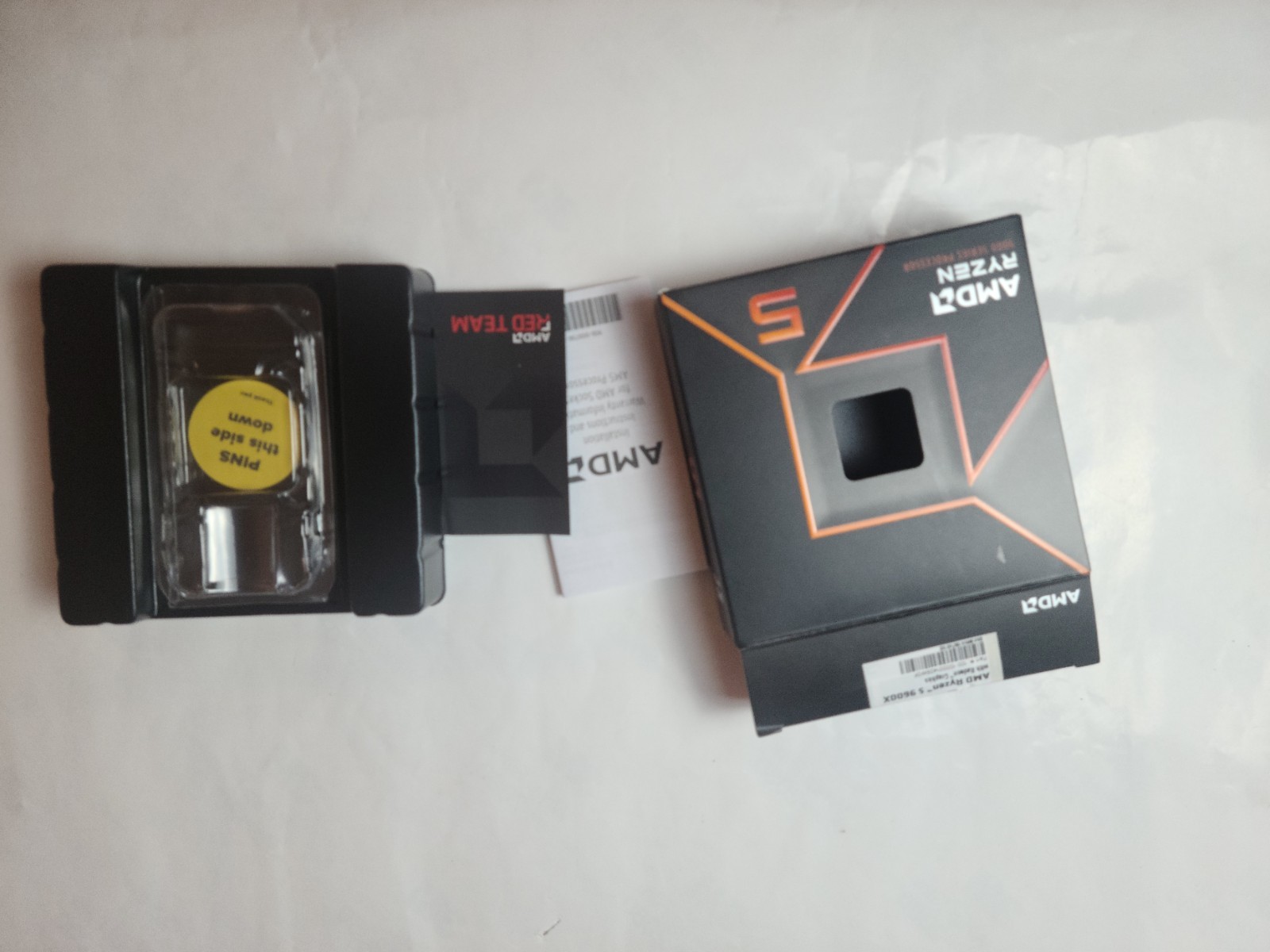 (BOX ONLY) AMD – Ryzen 5 9600X 6-Core – 12-Thread 3.9 GHz (5.4 GHz Max Boost)