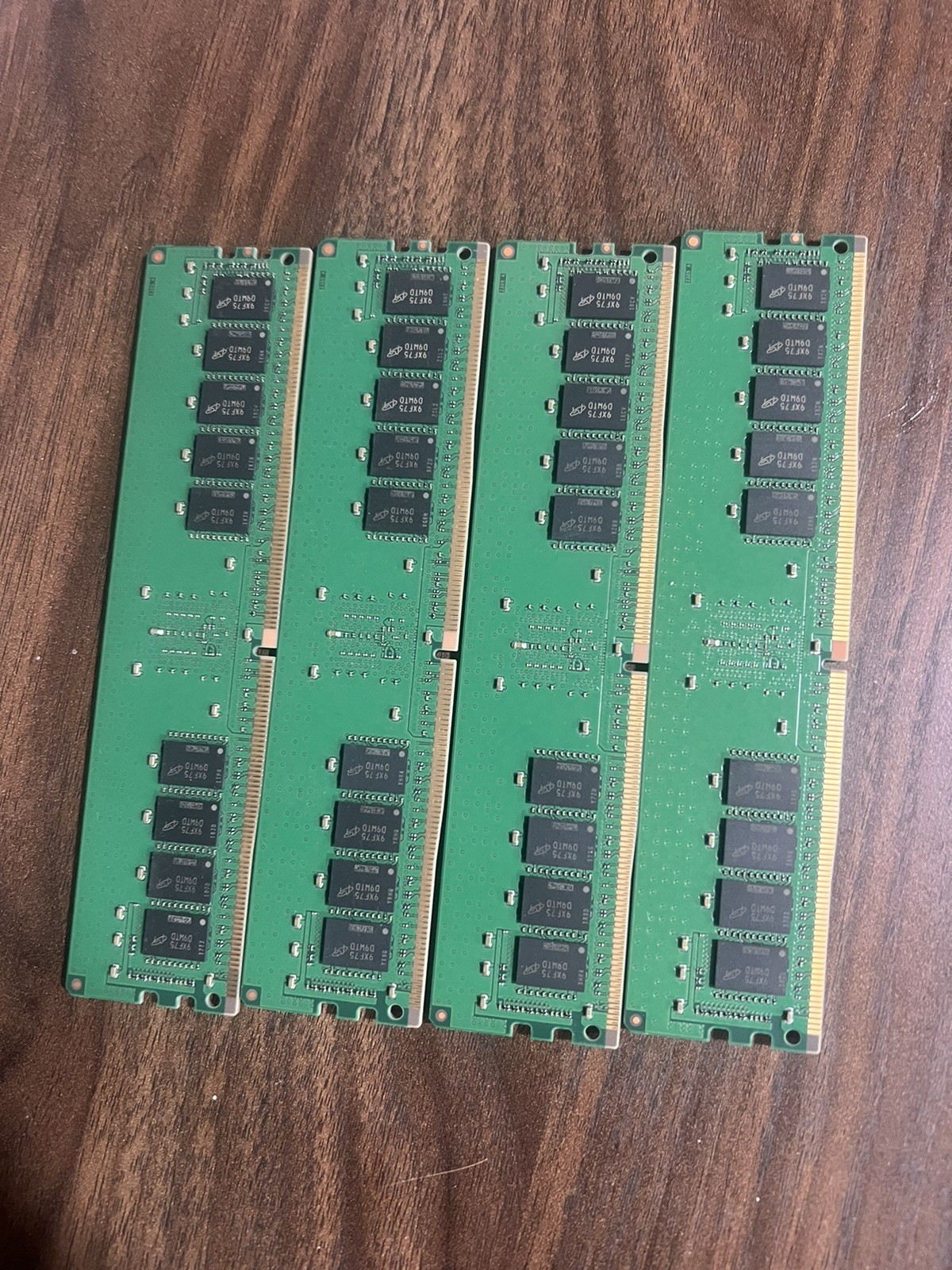 Crucial 8GB 2666MHz DDR4 DIMM RAM PC4-21300 Desktop Memory CT8G4RFD8266