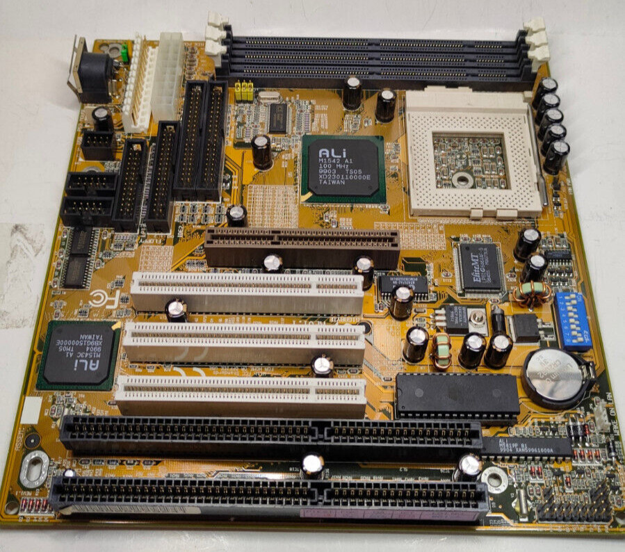 TOP! Gigabyte GA-5AA Super Socket 7 Motherboard SET + CPU & 256 RAM + Bonus