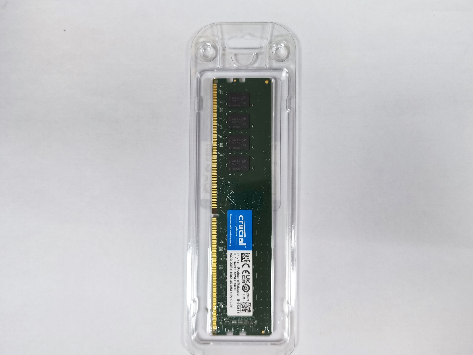 Crucial CT16G4DFD832A 16gb DDR4 3200 MHz PC4-25600 Desktop Memory Dimm 288-Pin