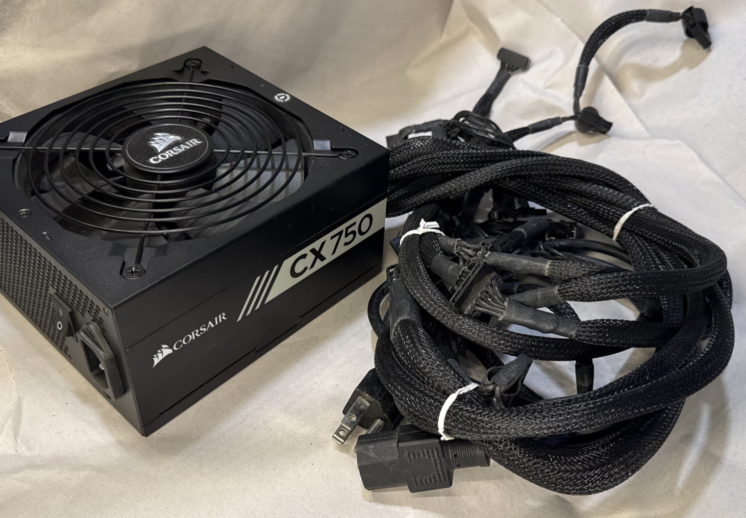 Corsair CX750 (CP-9020123) 80 Plus Bronze 750W Non Modular Power Supply