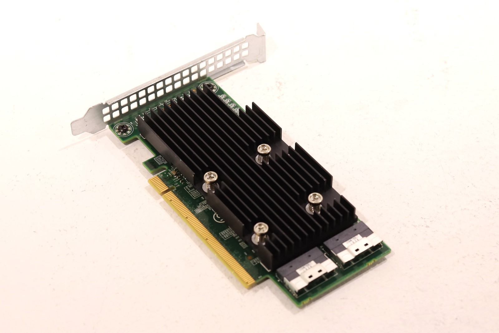 Dell PowerEdge Servers NVMe SSD PCIe Gen3 x16 Extender Card Dell P/N: 01YGFW