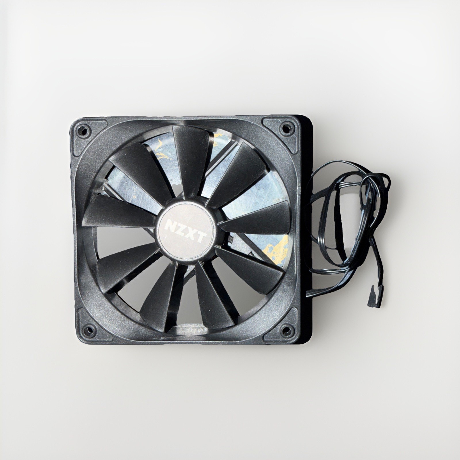 NZXT 120mm Rifle Bearing Case Fans Black 3-Pin 12V Plastic RF-AF12C-RB – 2 PACK