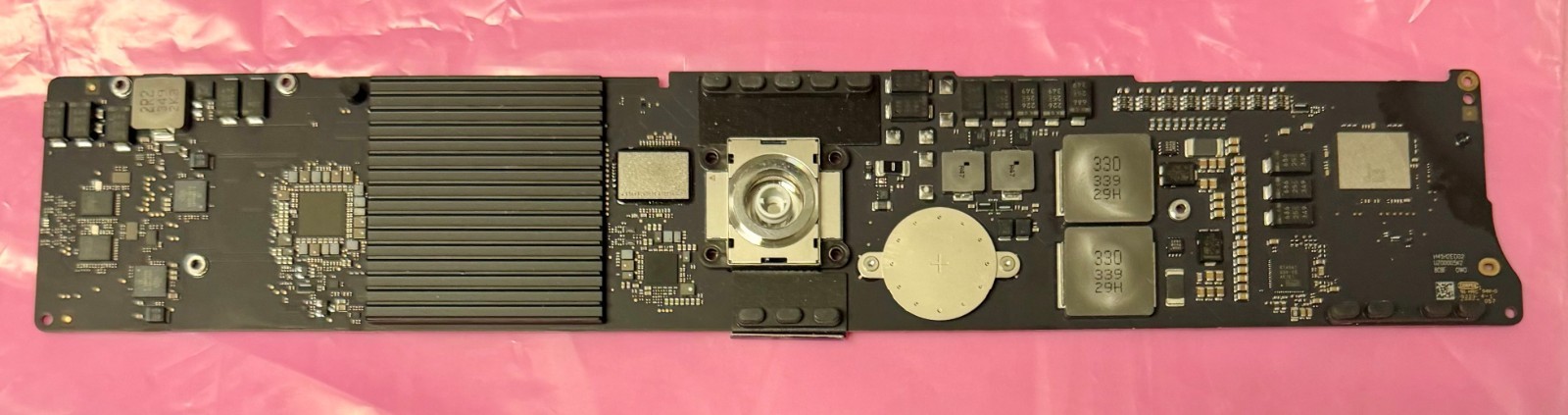 iMac 24 inch M3 2023 A2873 A2874 Logic Board 661-35851 – iCloud Active For Parts