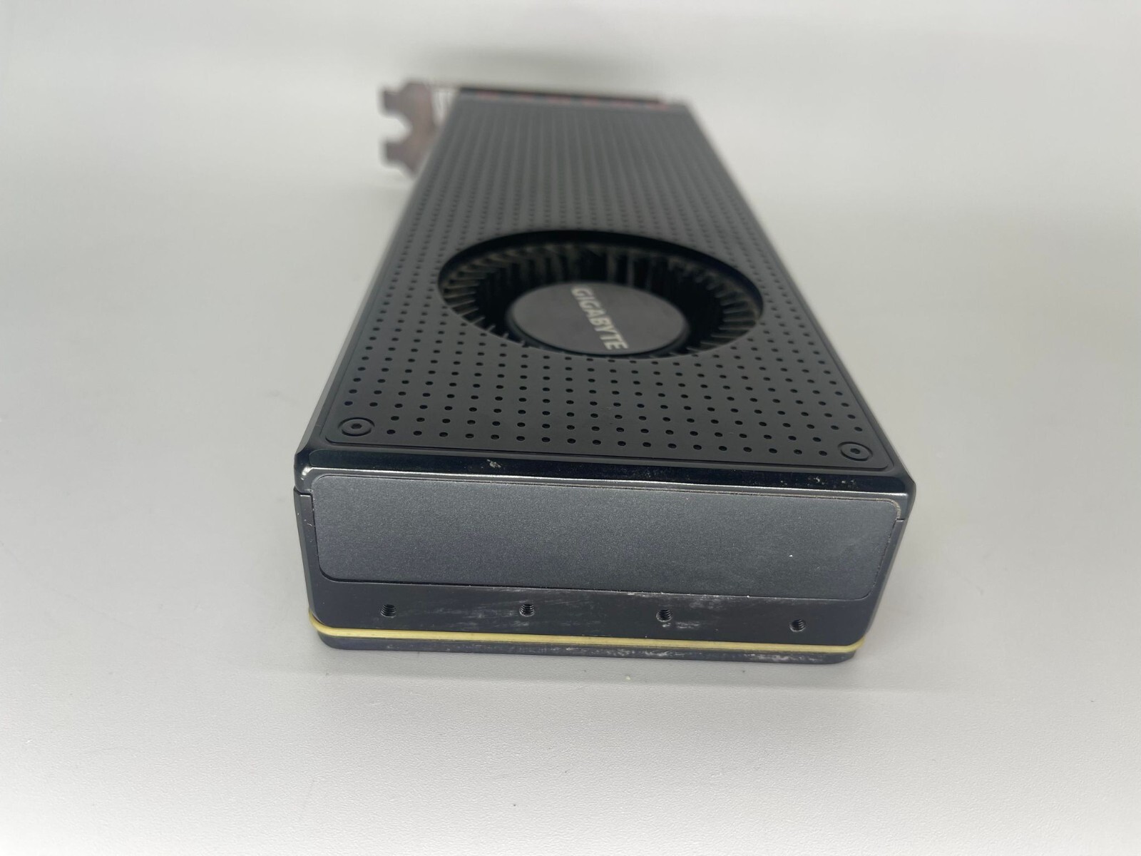 GIGABYTE AMD Radeon RX Vega 56 8GB HBM2 (GV-RXVEGA56-8GD-B)