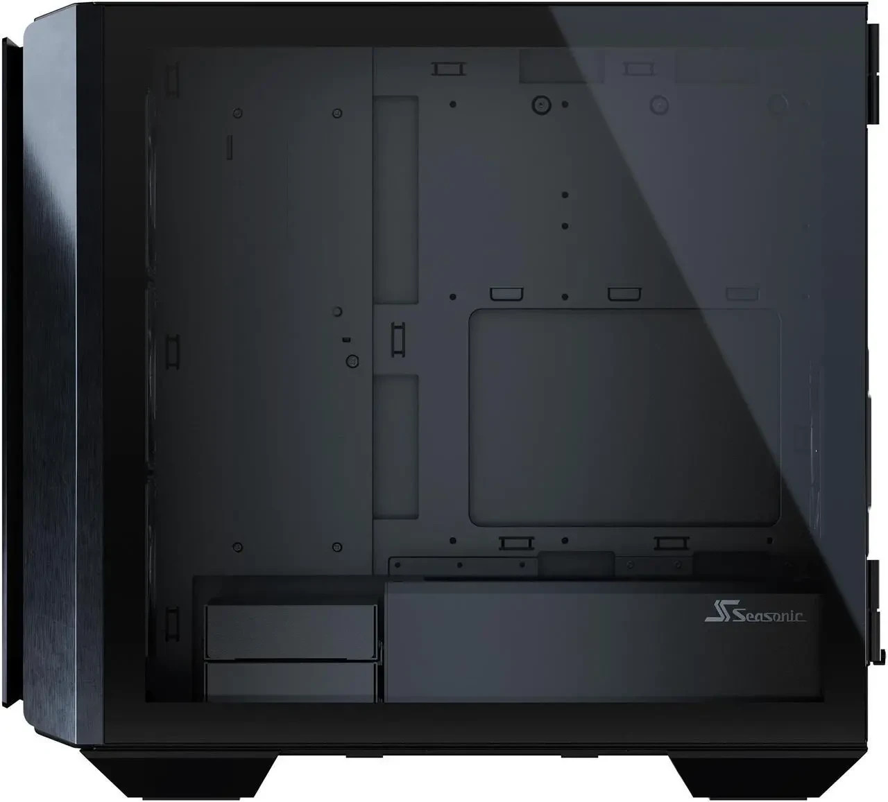 Seasonic SYNCRO Q704 Case