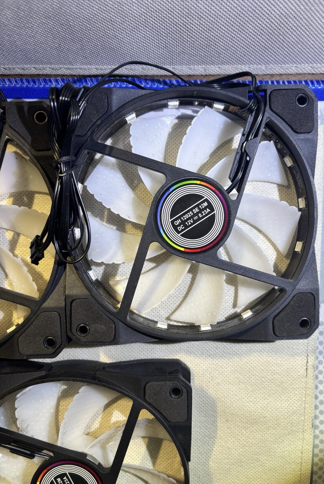 READ – Lot of 3 Fans 6PIN PWM 1500RPM 12V RGB LED W/Remote – Computer PC Cooling