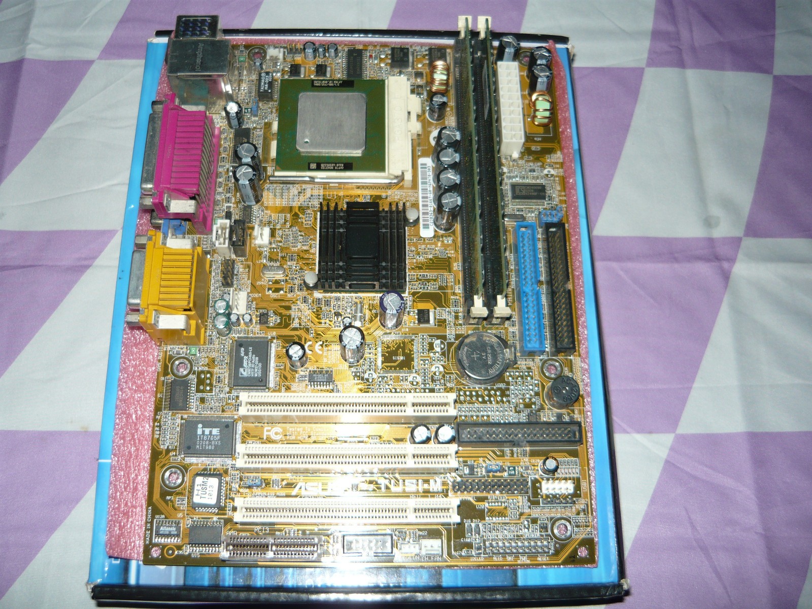 Vintage Asus TUSI-M Socket 370 Micro ATX Motherboard Celeron 1400 256MB RAM Used
