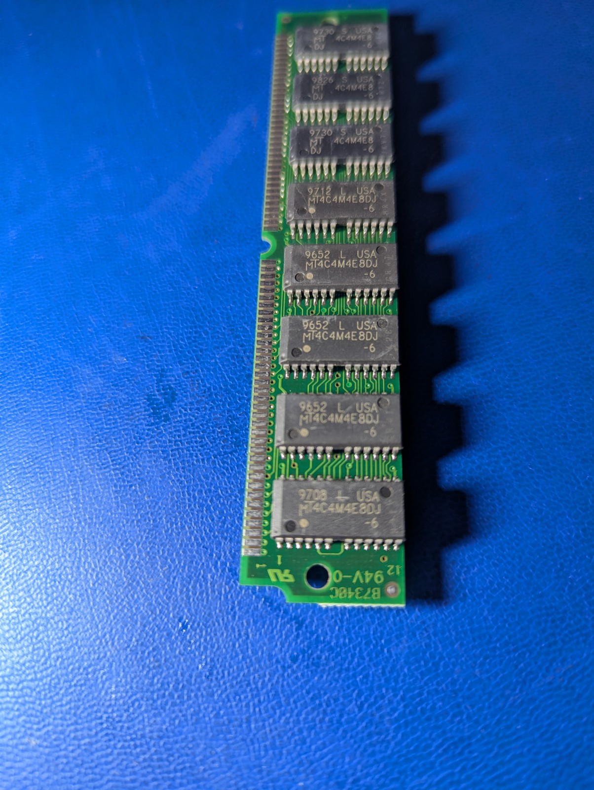 32T16E44-60BP-MIC 32MB 72p 60ns 16c 4×4 2K EDO SIMM