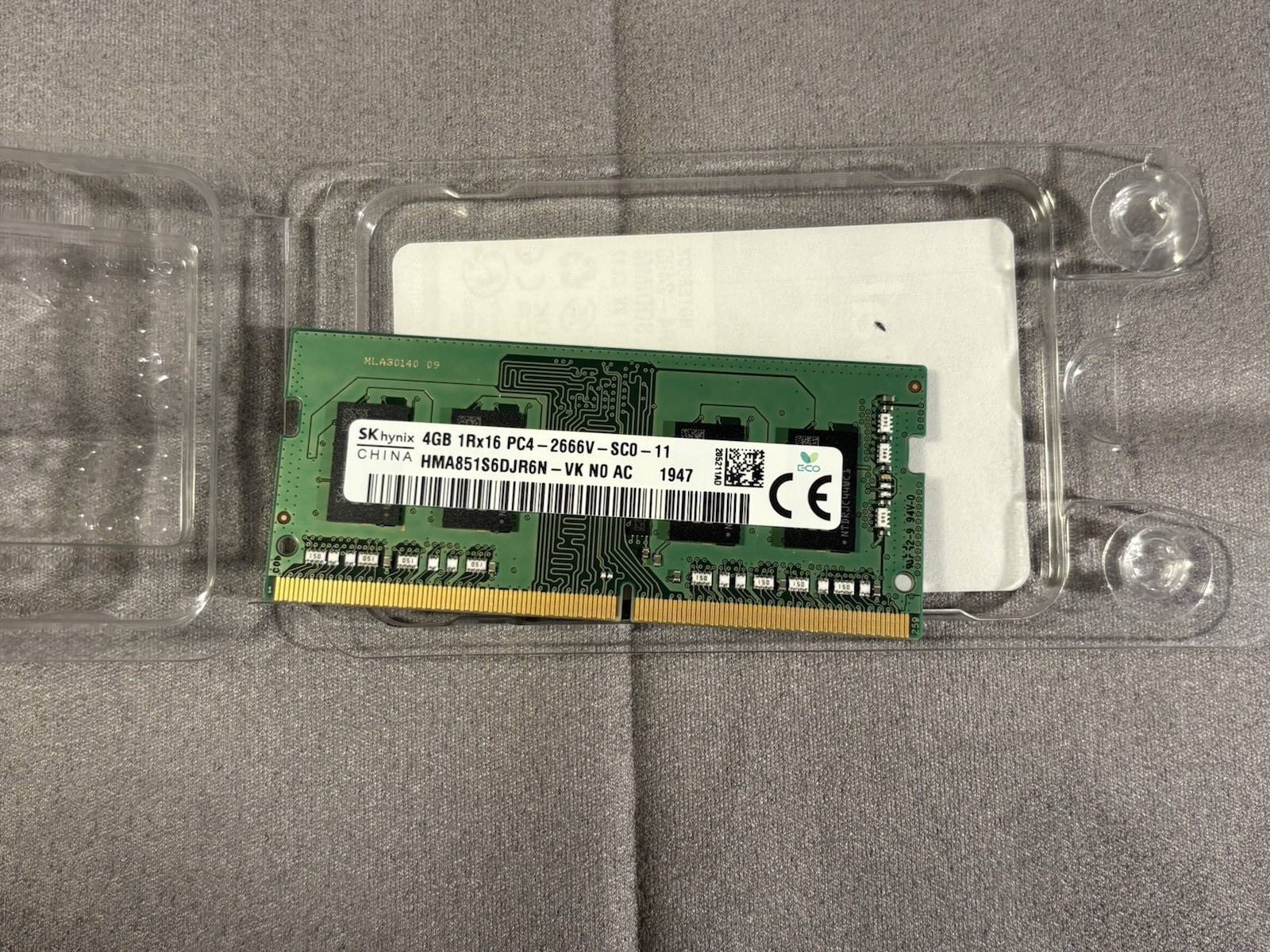 SK hynix 4GB 1Rx16 PC4-2666V-SCO-11 HMA851S6CJR6N -VK Laptop RAM