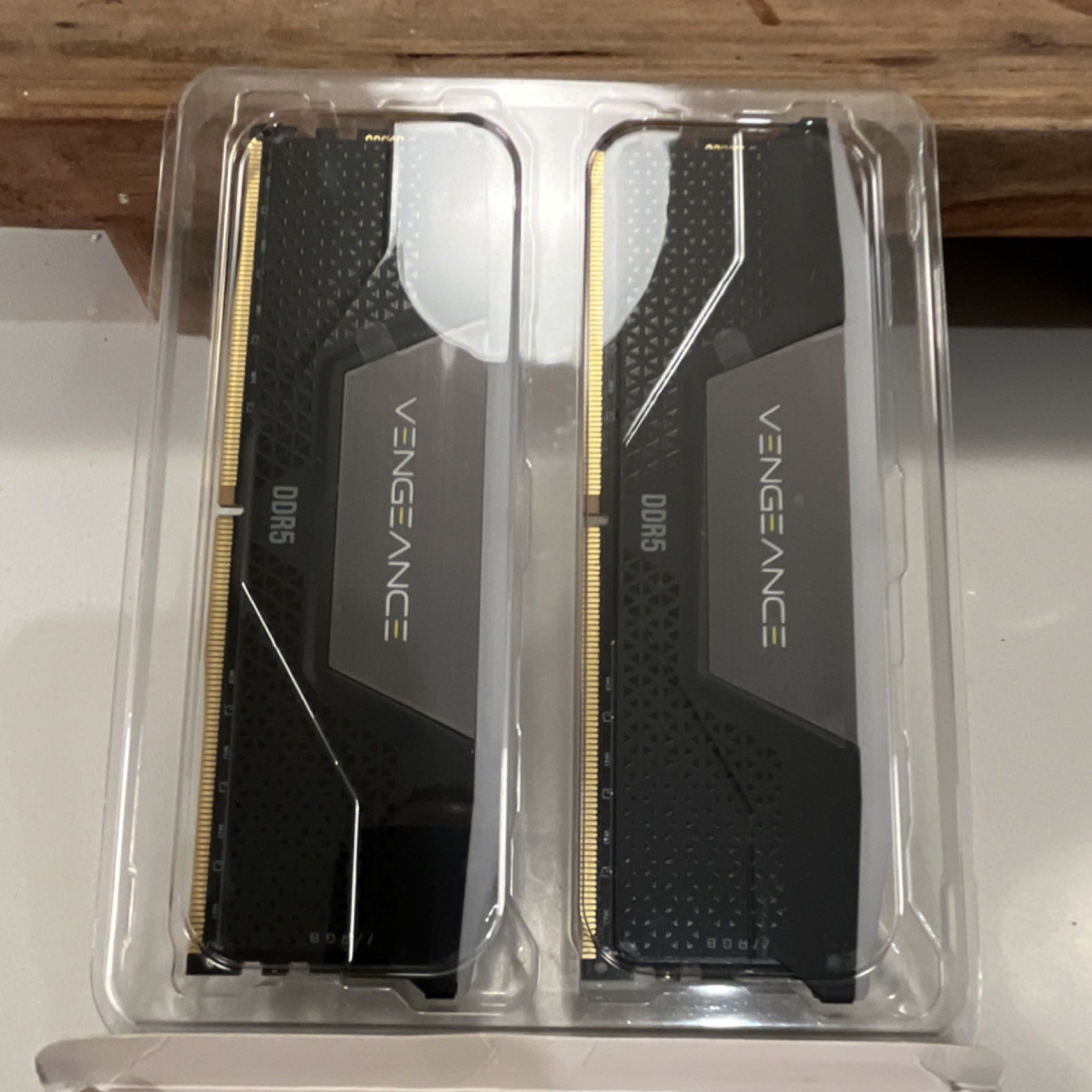 Corsair Vengeance RGB DDR5 64GB (2x32GB) 6000MHz intel RGB XMP Ready