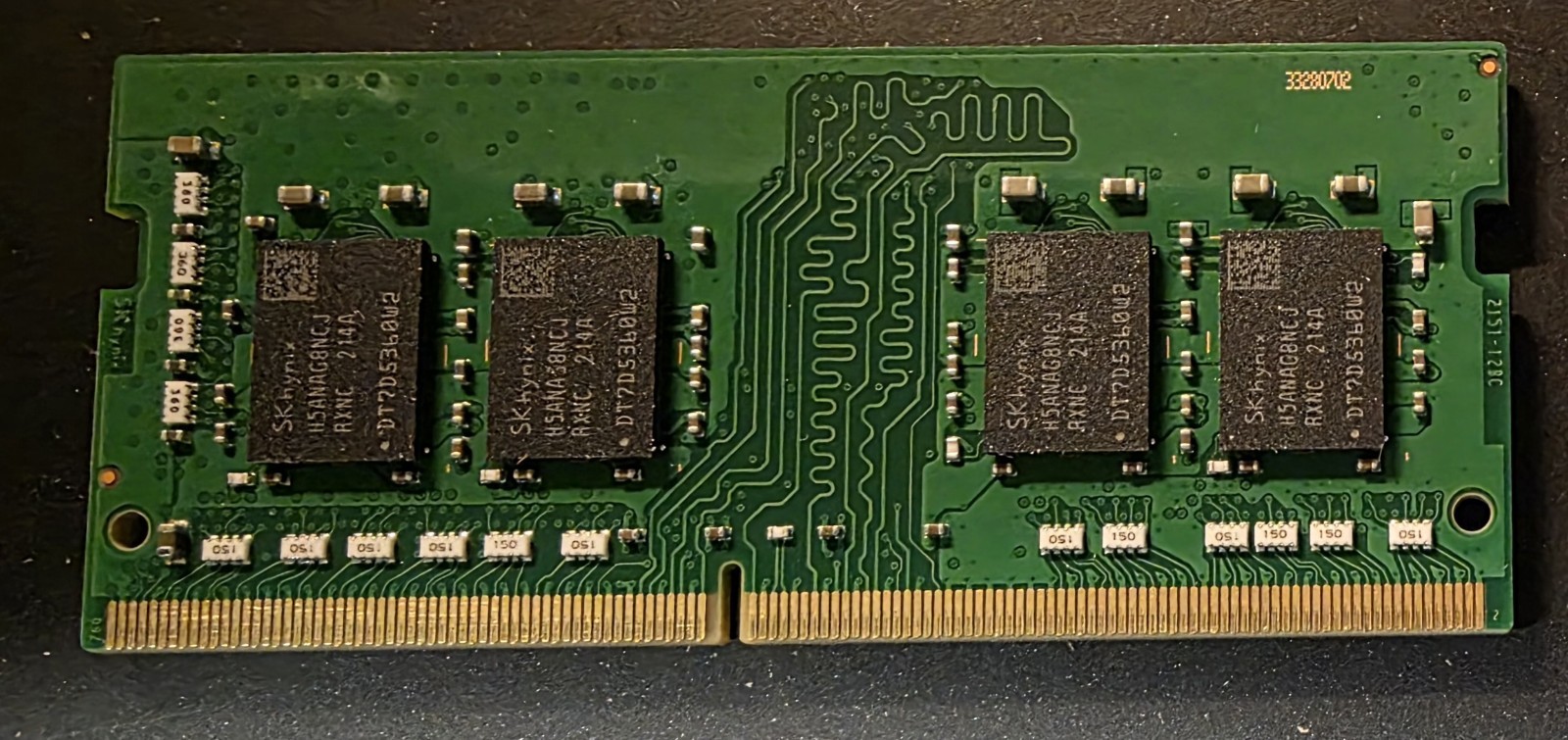 SK HYNIX 16GB 1Rx8 PC4 DDR4 SODIMM LAPTOP RAM 3200MHz HMAA2GS6CJR8N