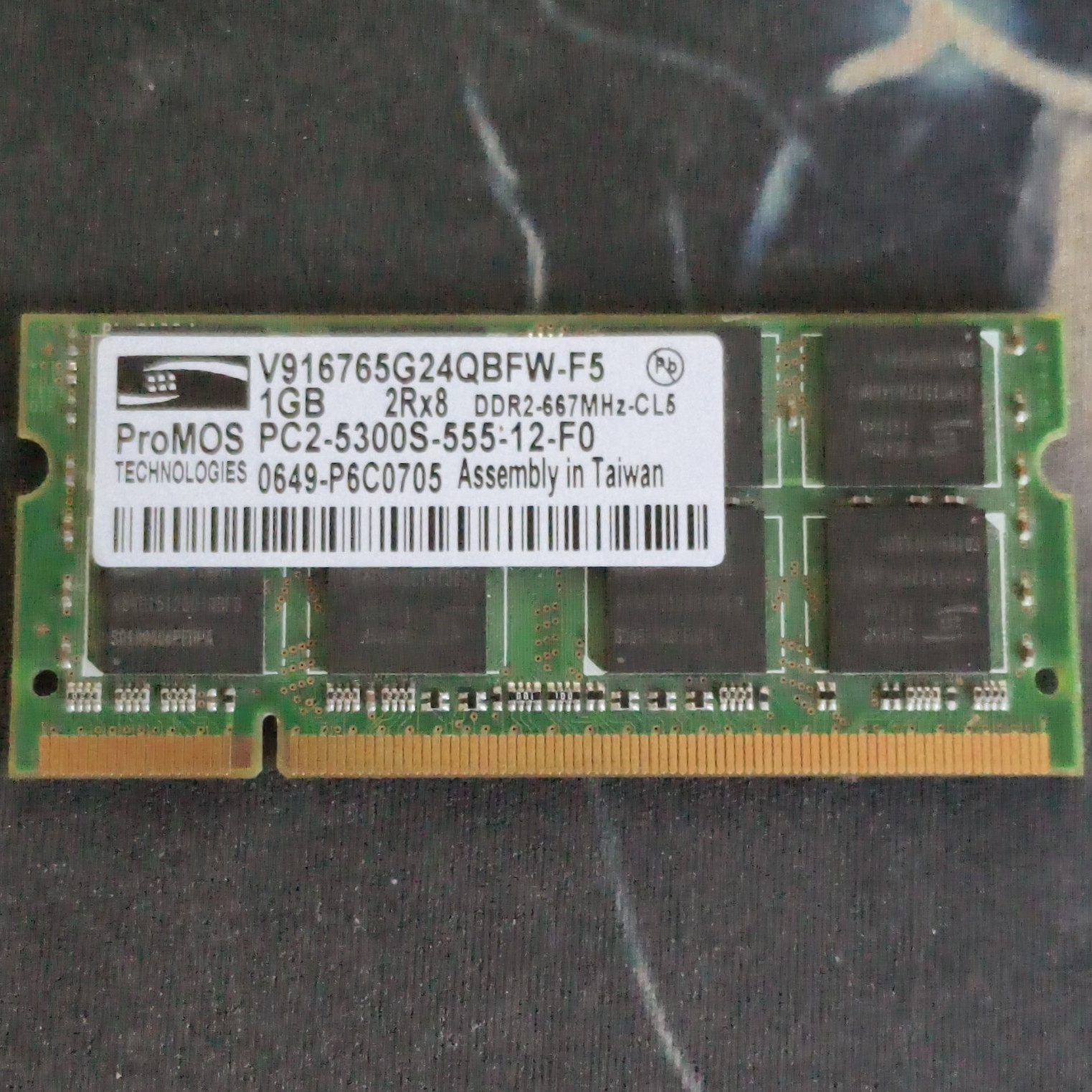 ProMOS 1GB DDR2-667 PC2-5300S 200-Pin SO-DIMM Laptop RAM V916765G24QBFW-F5