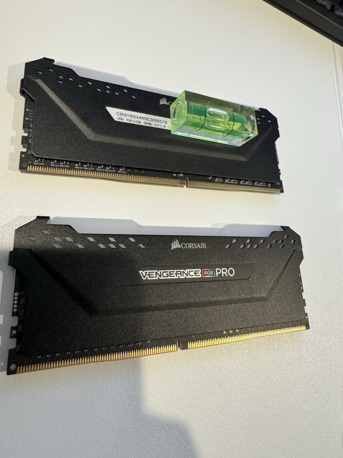 Corsair Vengeance RGB Pro DDR4 16GB RAM (2x8gb)