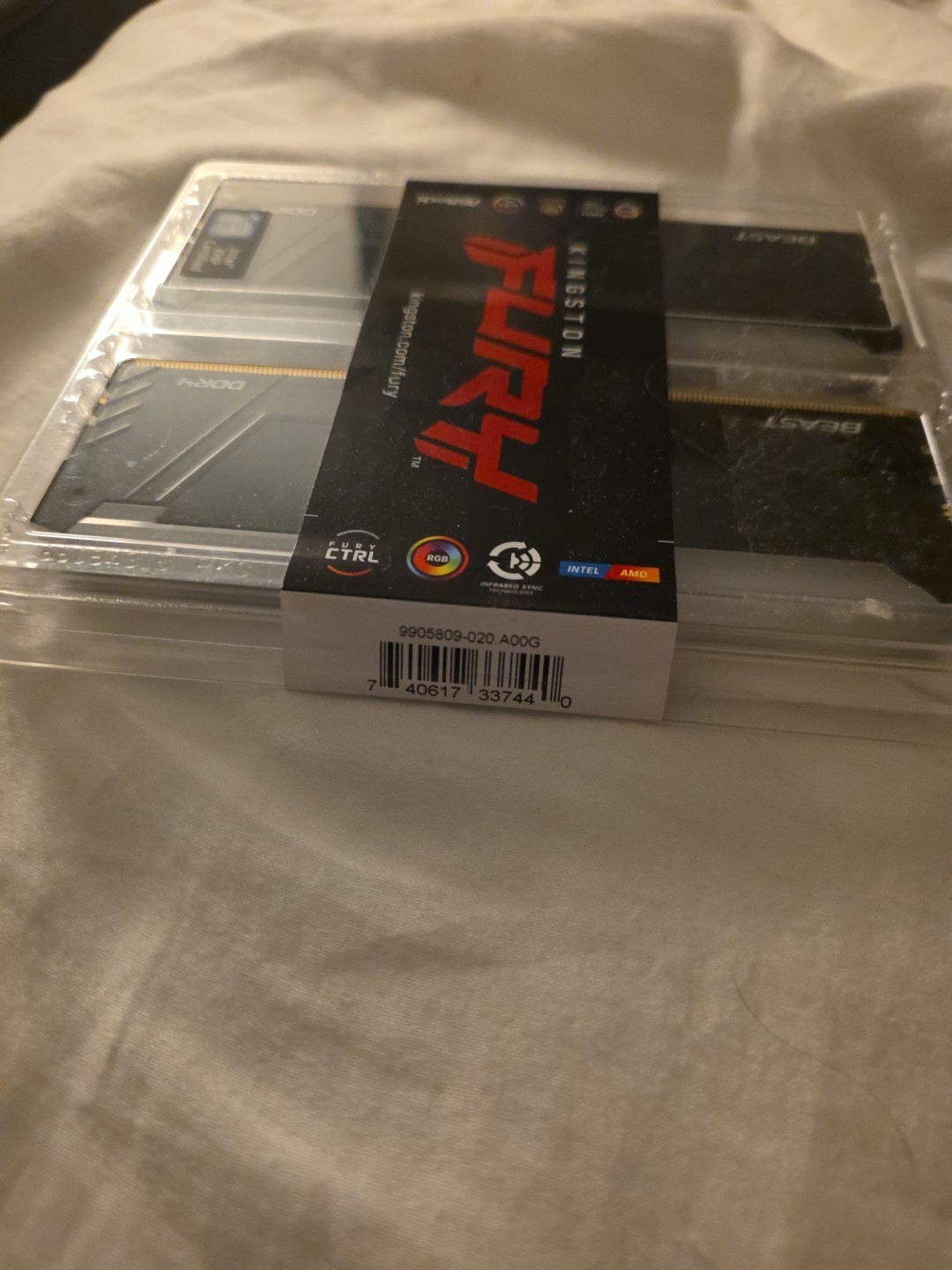 Kingston FURY Beast RGB DDR4 16 GB (2 x 8 GB) KF436C17BB2AK2/16