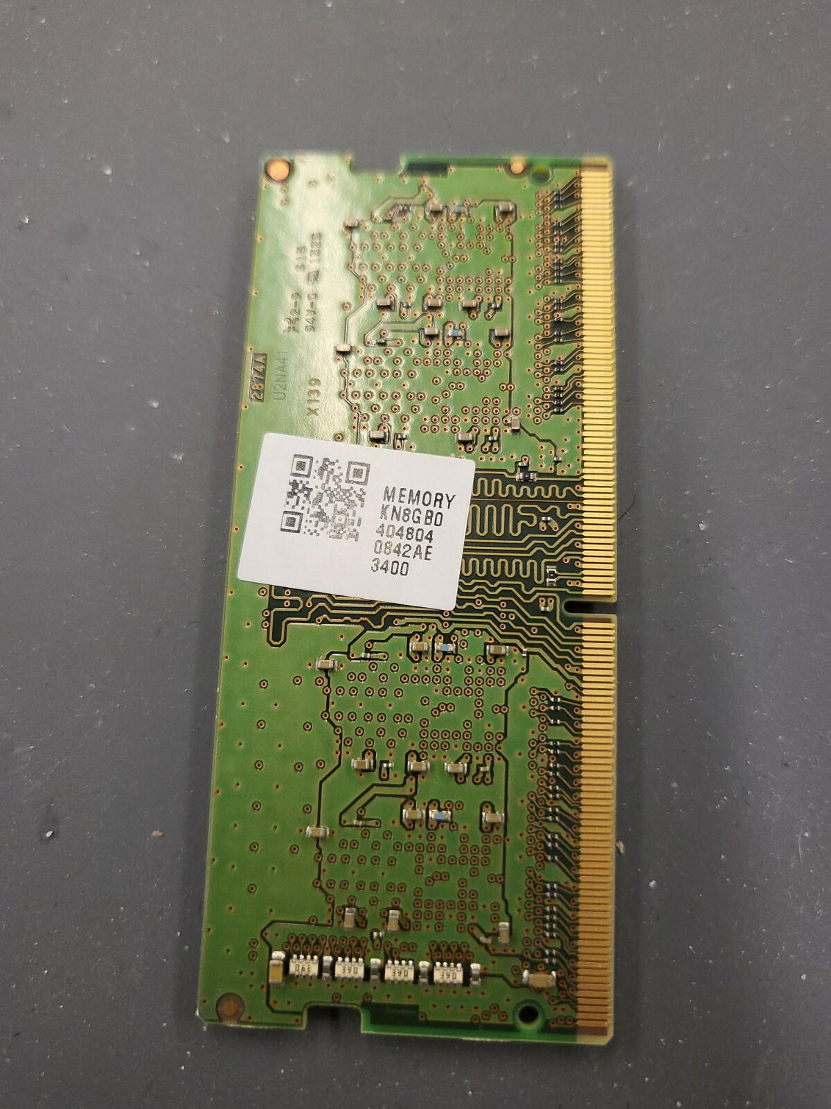 MTA4ATF51264HZ-3G2J1 GENUINE MICRON LAPTOP MEMORY 4GB PC4-3200AA aw12921a