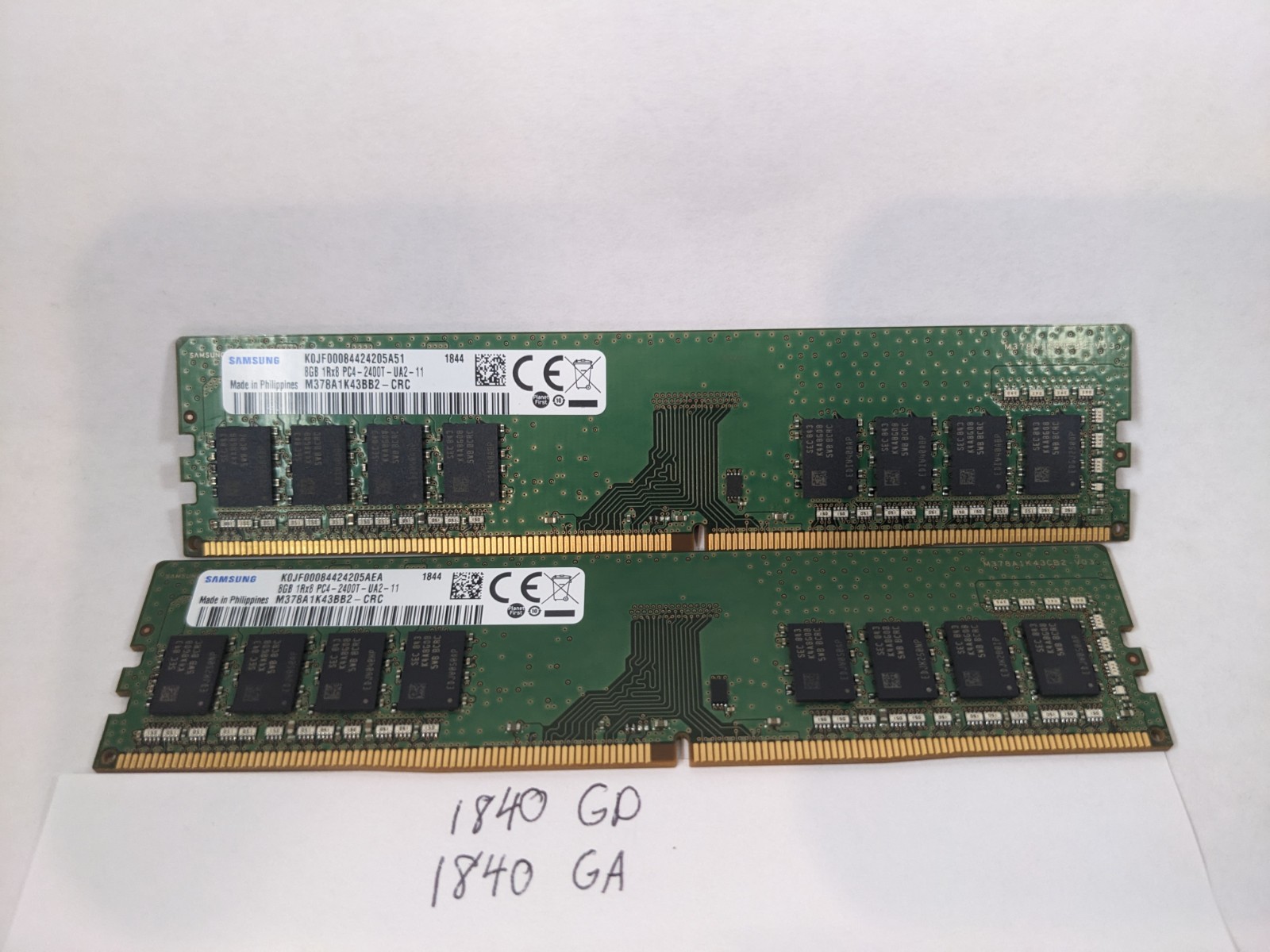Samsung 8GB PC4-19200 (DDR4-2400) Memory (M378A1K43BB2CRC) LOT