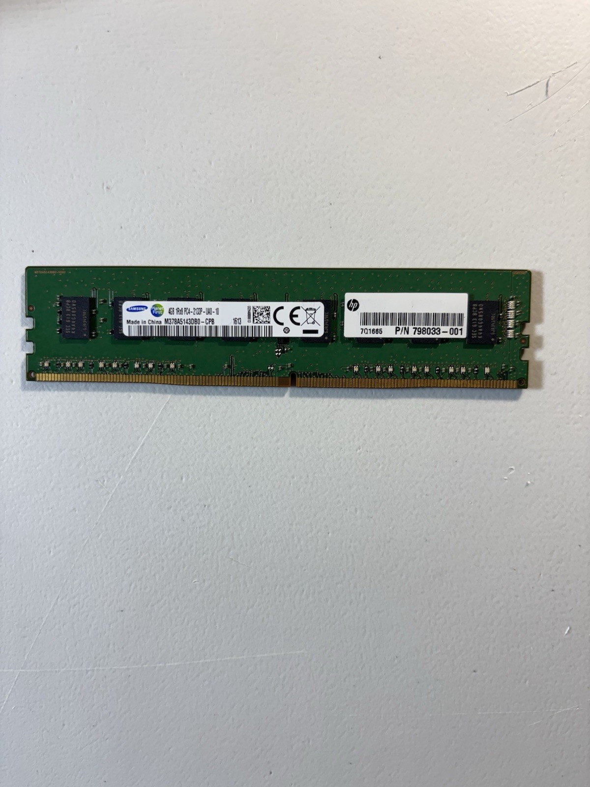 Samsung 4GB DDR4 2133MHz PC4-2133P Desktop RAM HP 798033-001 DIMM Memory