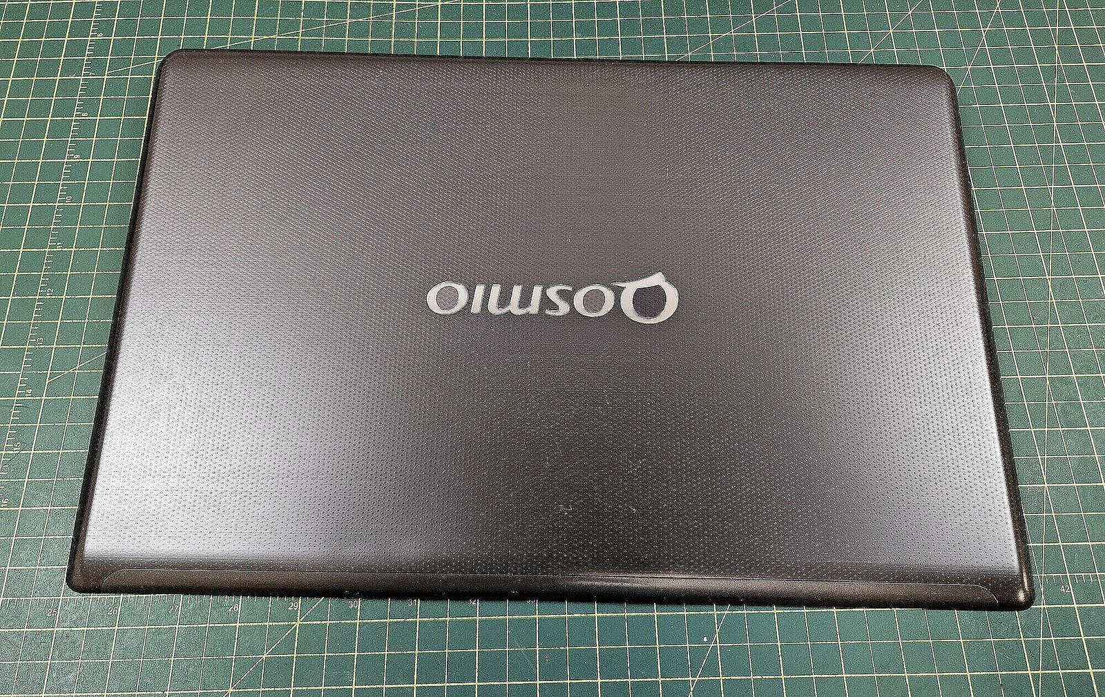 Toshiba Qosmio X875 17.3 LCD Back Cover V000280410 #d631