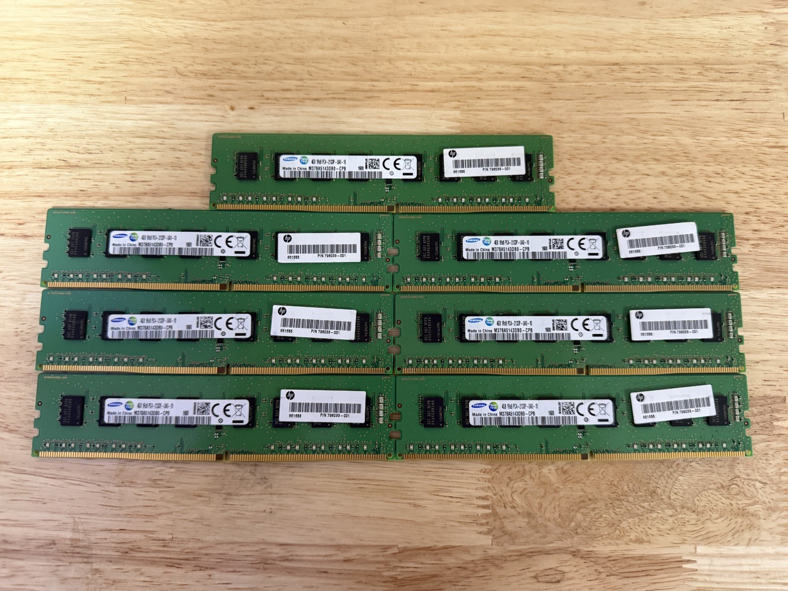 Lot of 7 Samsung 4GB PC4-17000 (DDR4-2133) Memory (M378A5143DB0-CPB)