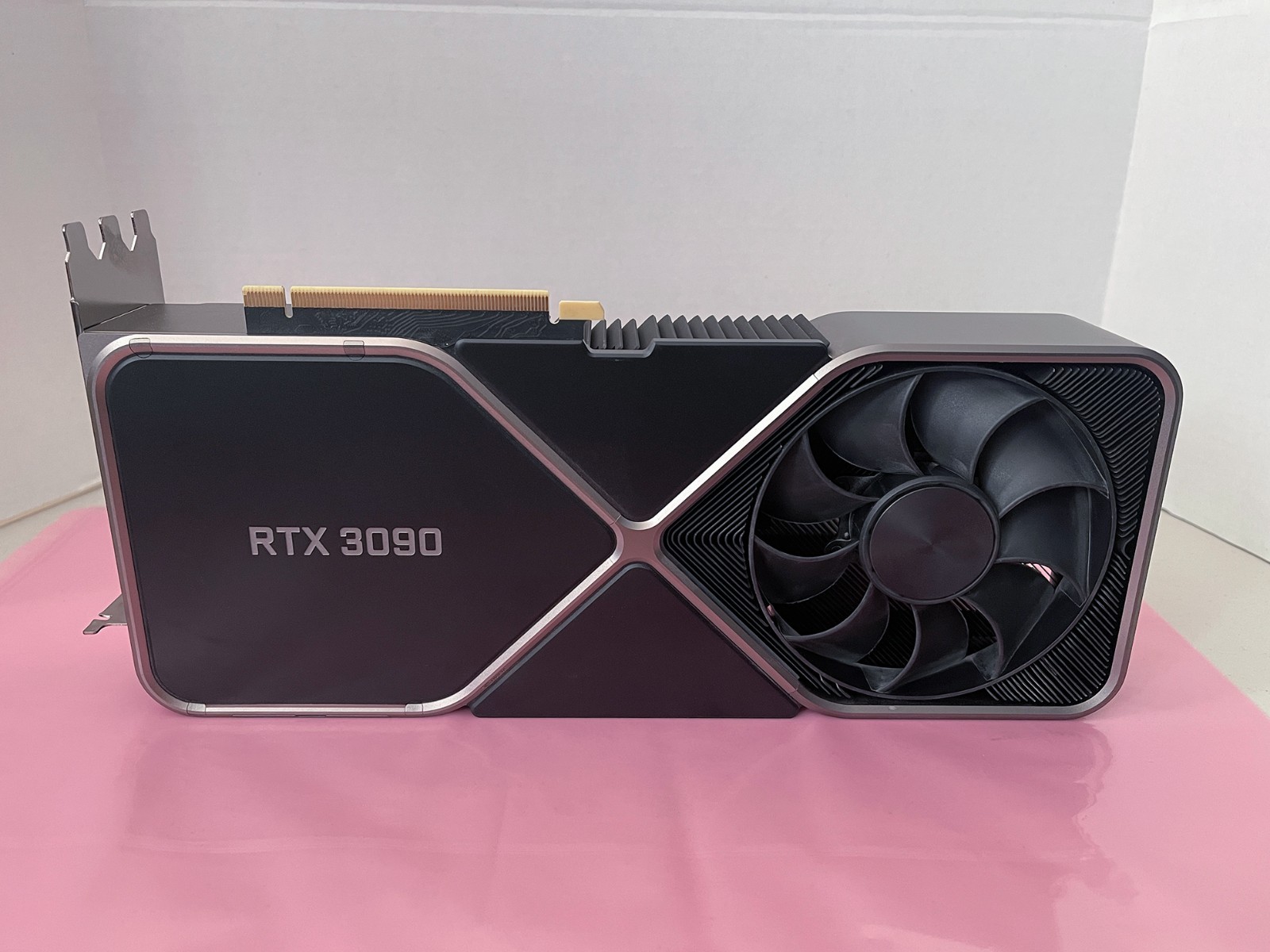 NVIDIA GeForce RTX 3090 FE Founders Edition 24GB GDDR6X Graphics Card 10496 Cuda