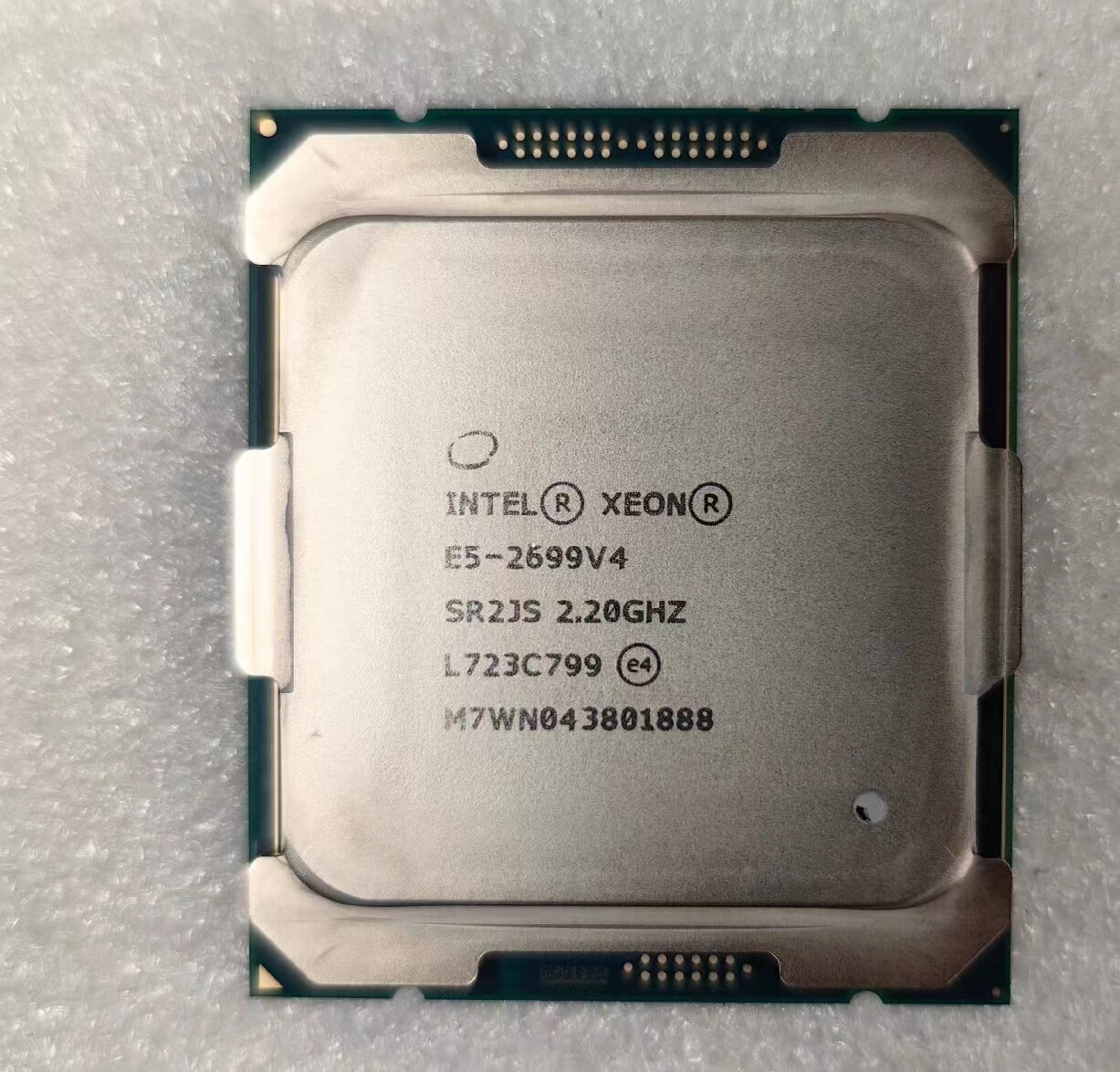 Intel XEON E5-2699V4 2698V4 2697V4 2696V4 2695V4 2673V4 CPU LGA 2011-3