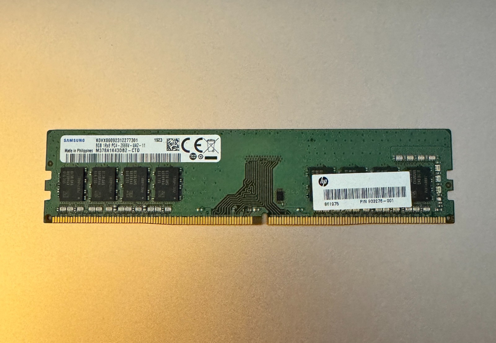 Samsung 8GB 2666MHz 288-pin UDIMM DDR4 RAM Memory (M378A1K43DB2-CTD)