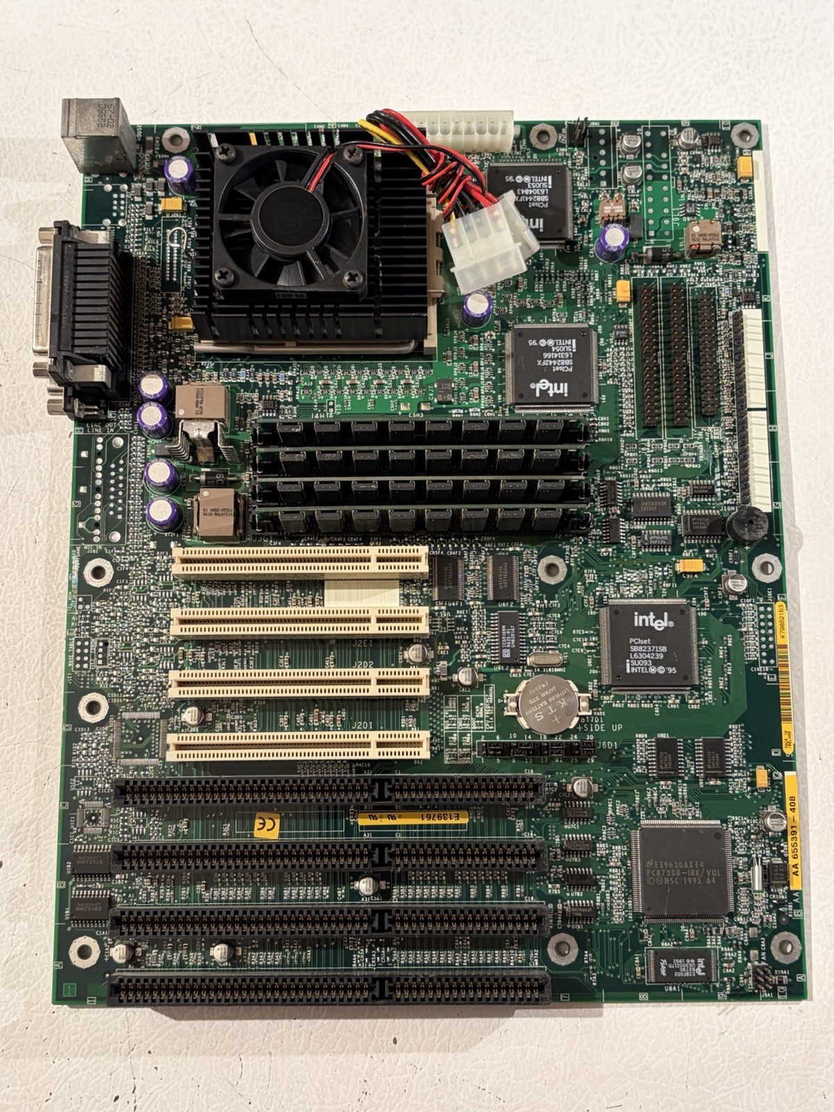 INTEL VS440FX MOTHERBOARD PENTIUM PRO 200MHz 64MB RAM