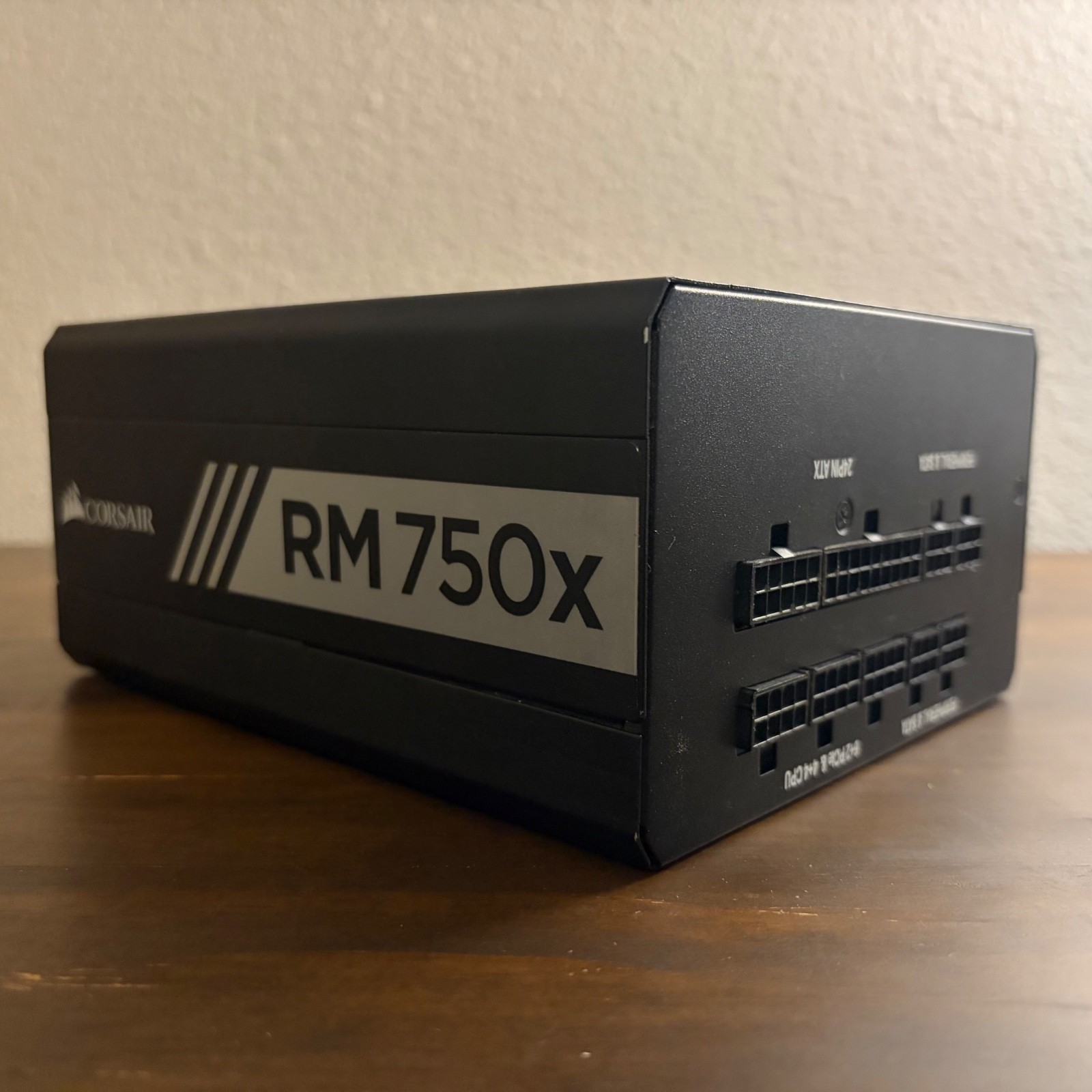 CORSAIR RM750X 750W 80 Plus Gold Fully Modular RPS0016 | Partial Cables
