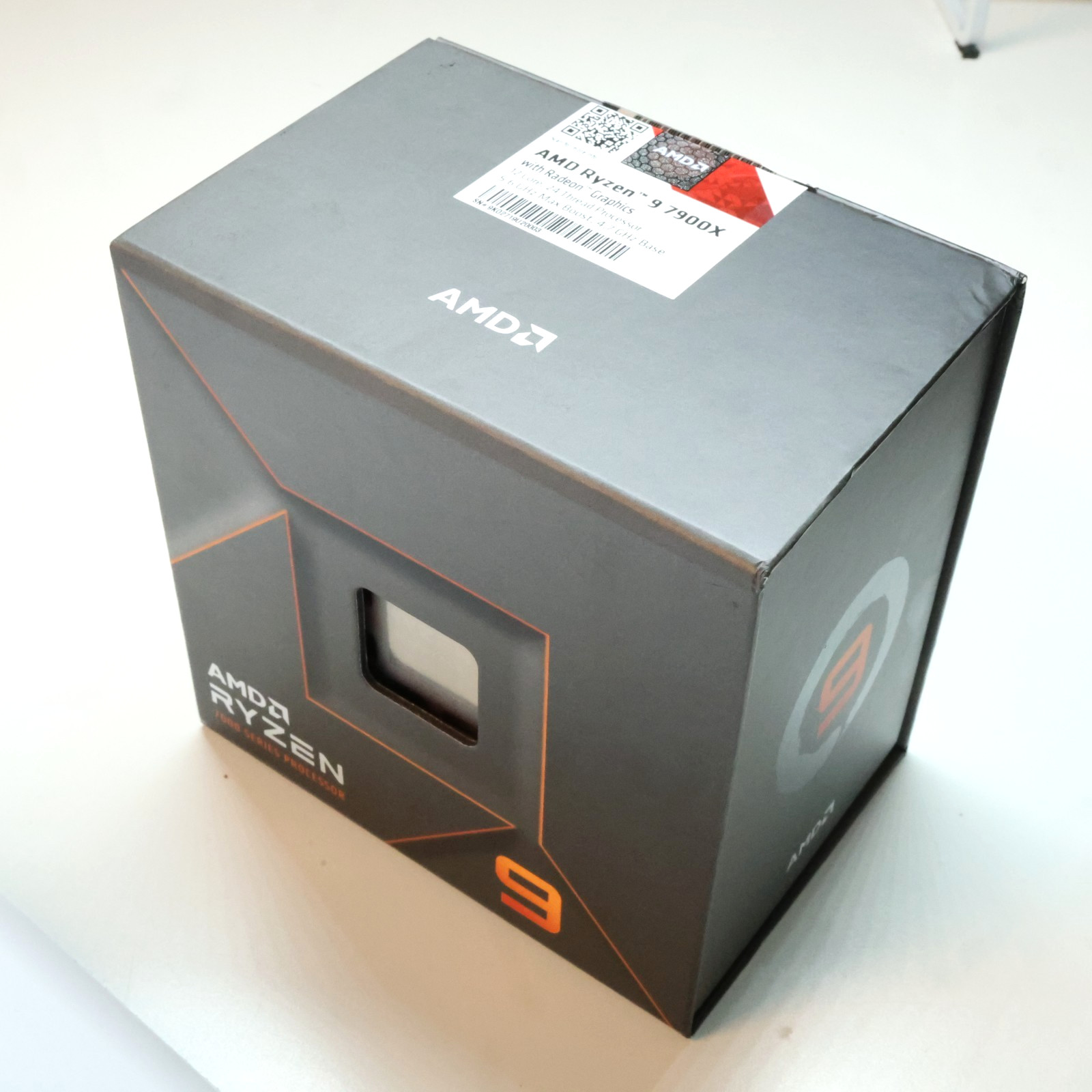 AMD Ryzen 9 7900X 12-Core 24-Thread Desktop Processor 5.6GHz Max Unlocked AM5